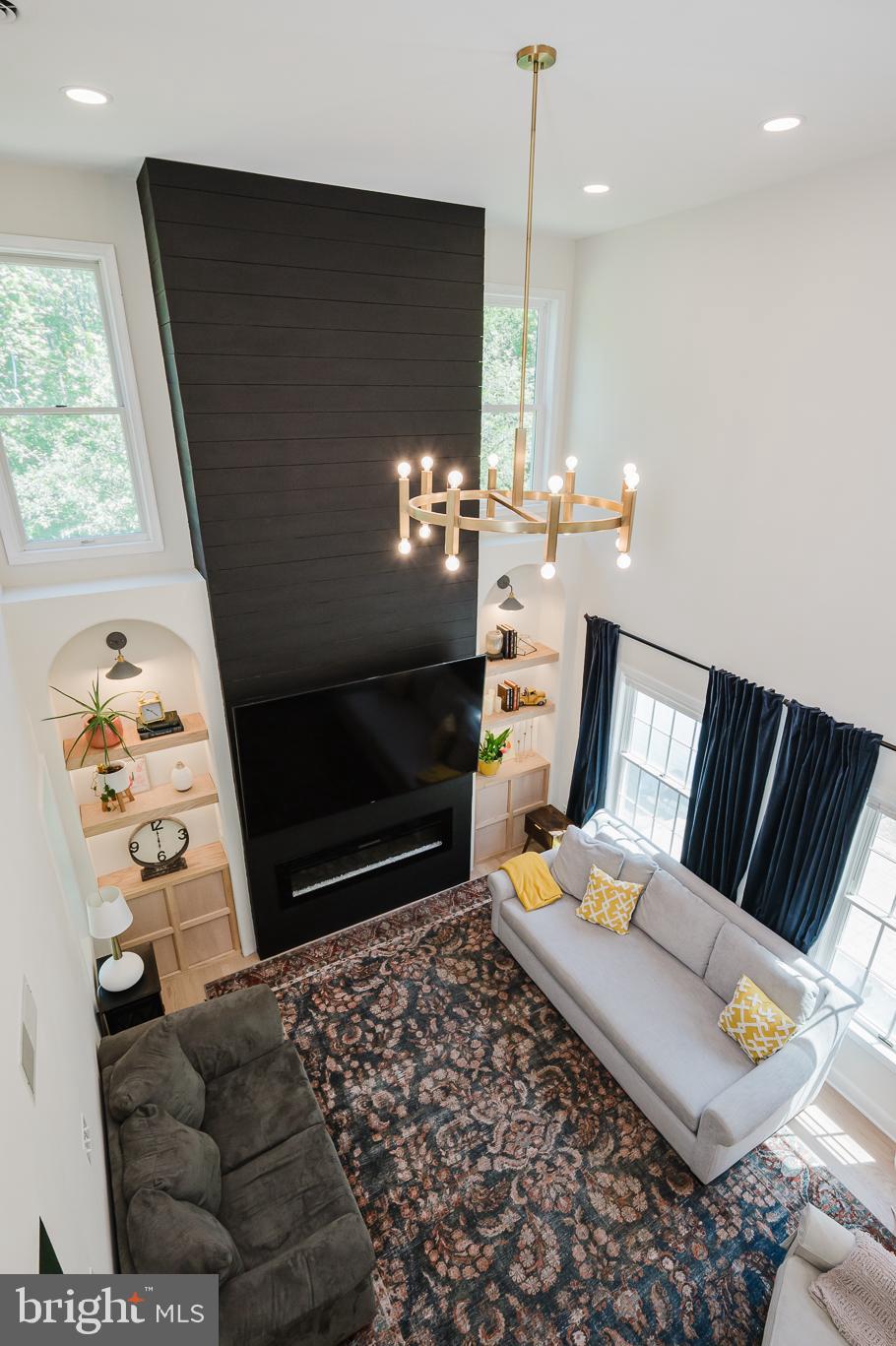 SKYVIEW ESTATES - Residential