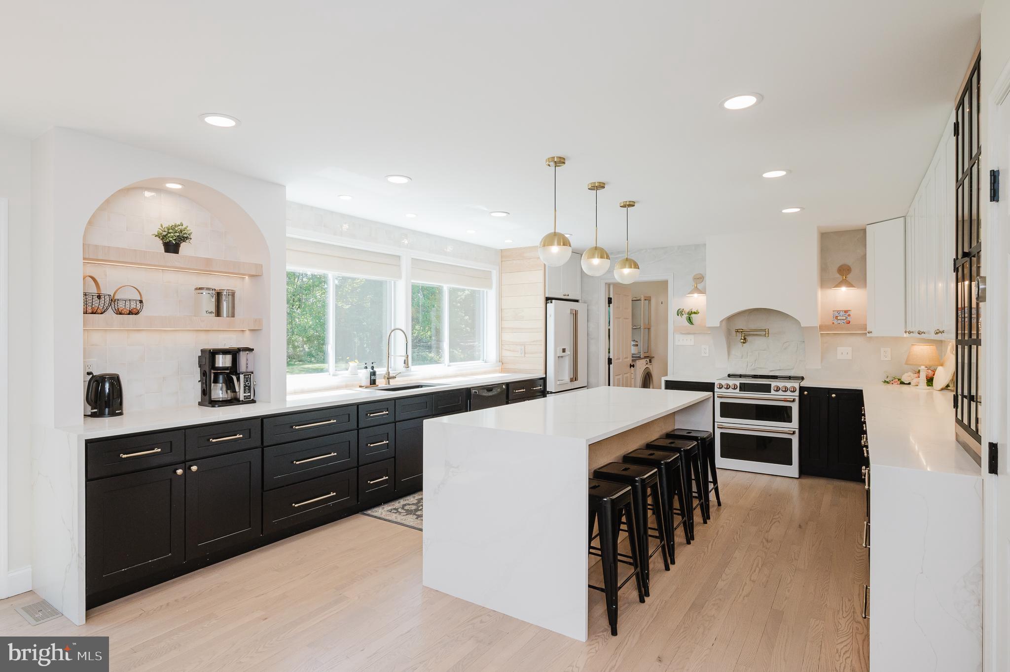 SKYVIEW ESTATES - Residential