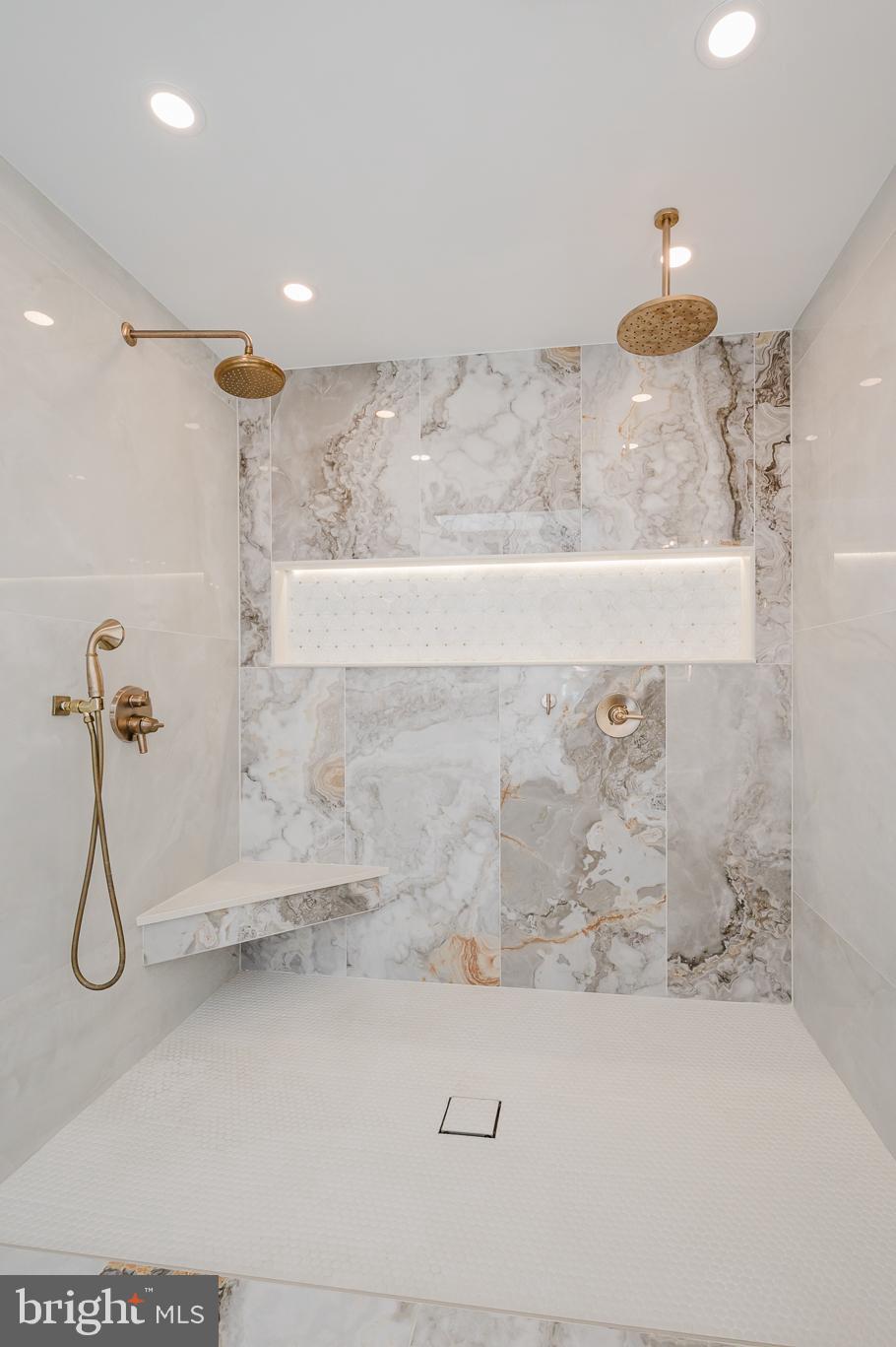 SKYVIEW ESTATES - Residential
