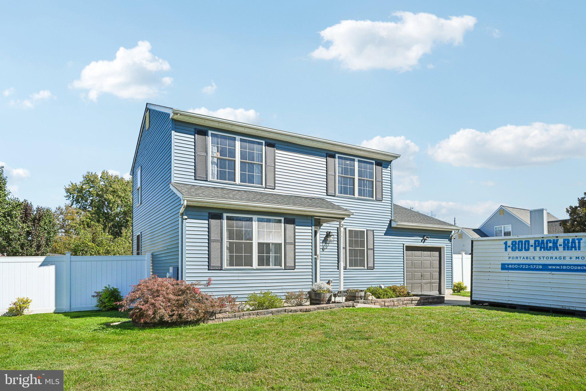 3 GRAYSON PLACE
