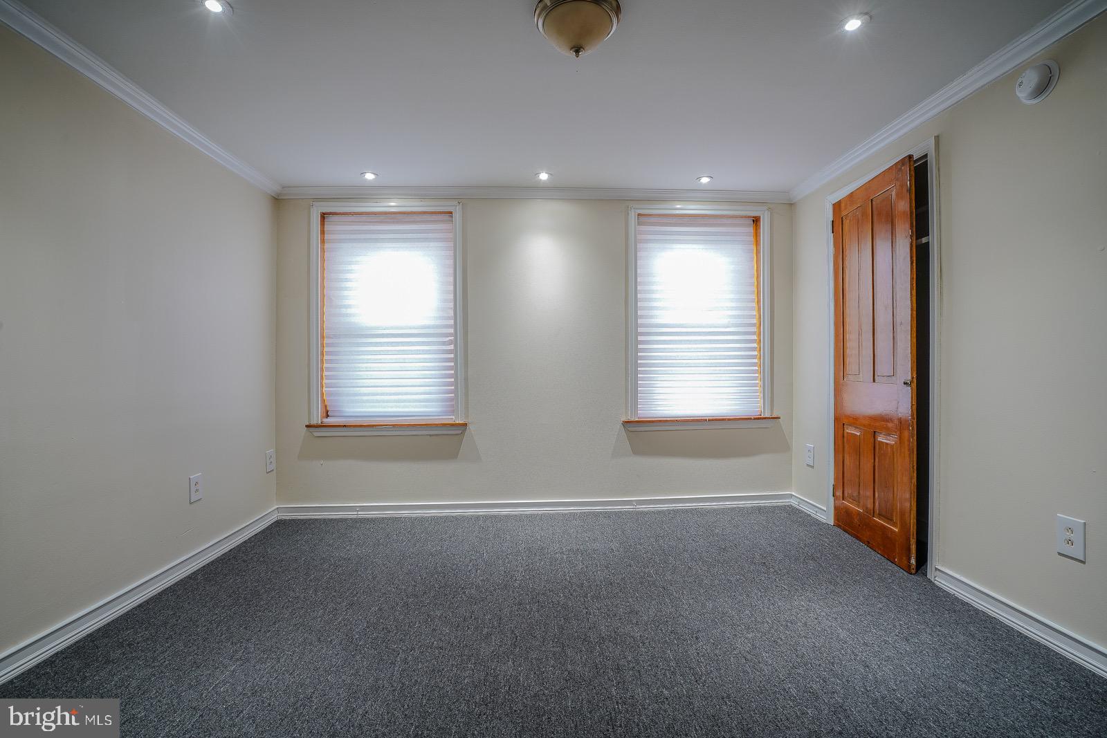 FRANKFORD - Residential