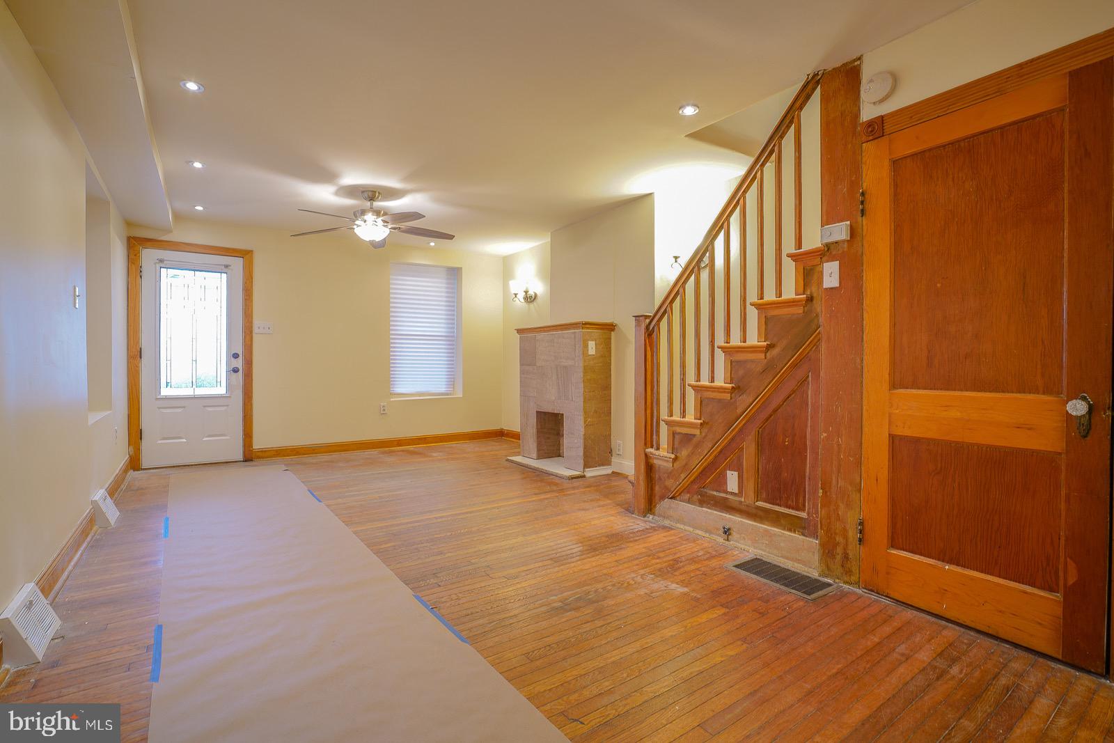 FRANKFORD - Residential