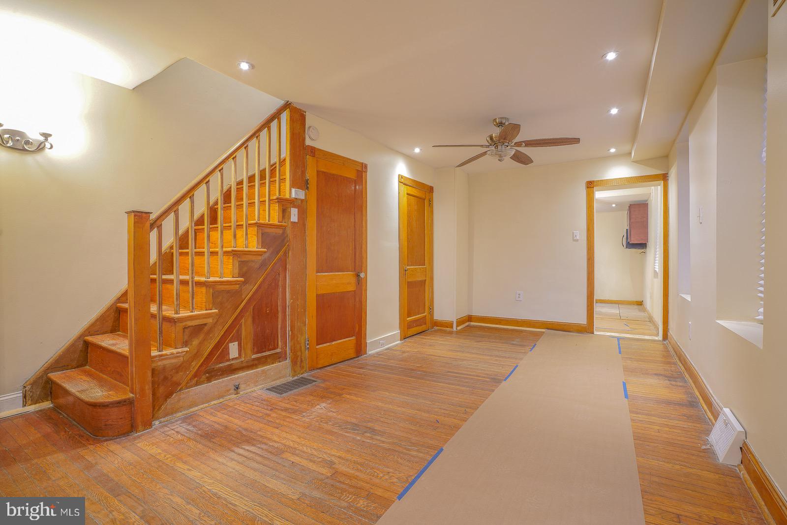 FRANKFORD - Residential