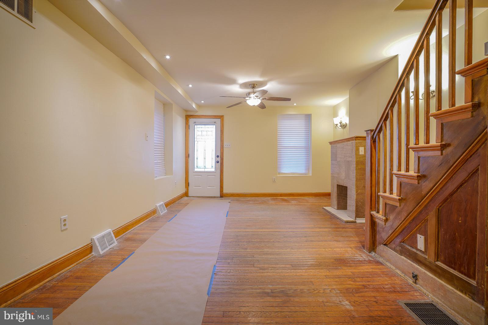 FRANKFORD - Residential