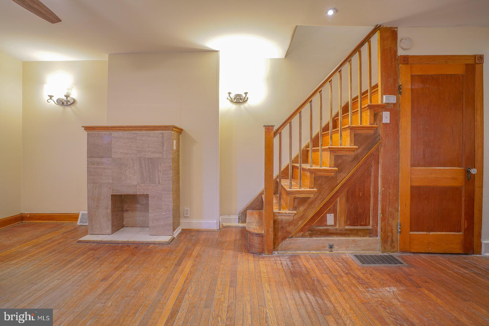 FRANKFORD - Residential