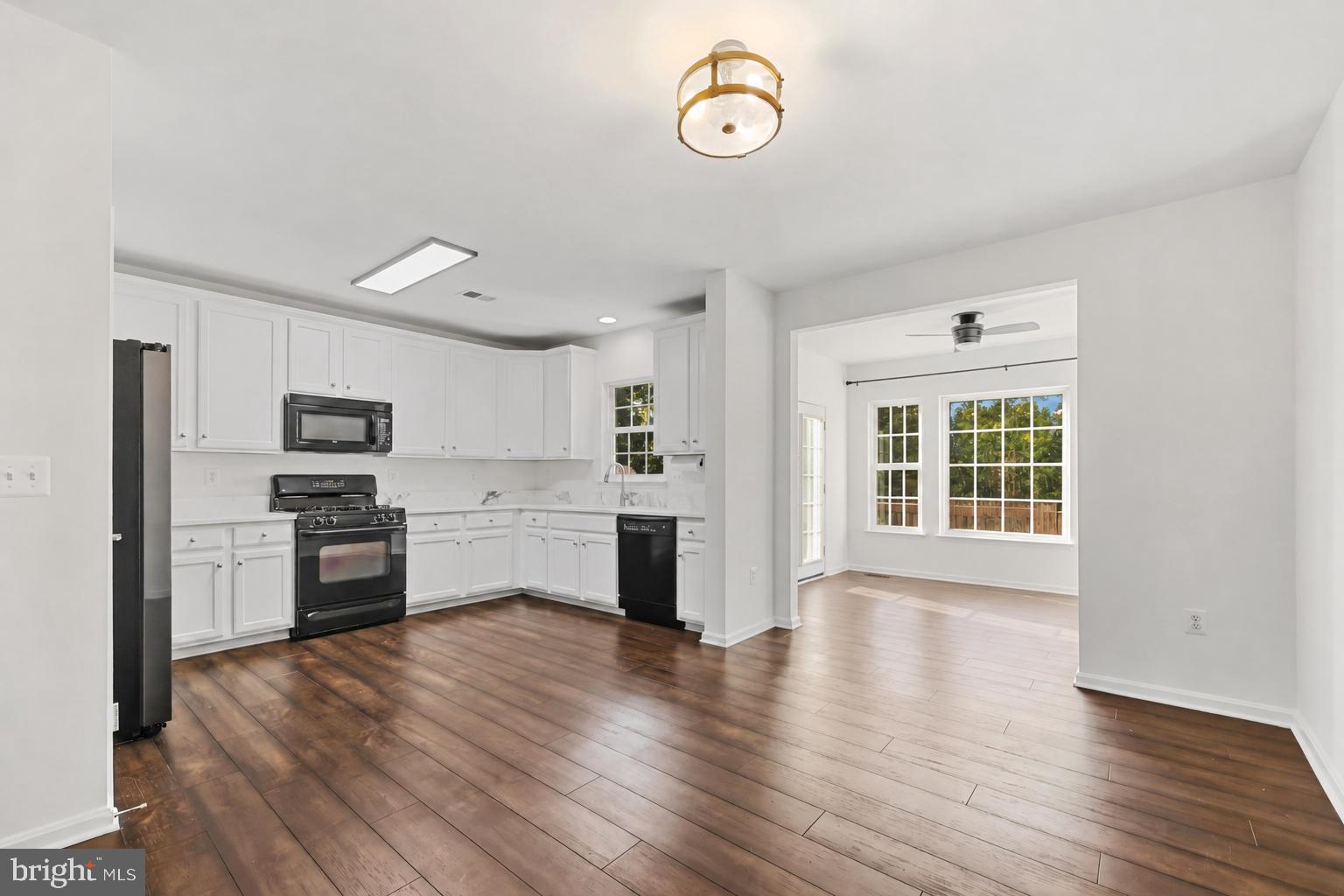 9818 CHESHIRE RIDGE CIRCLE