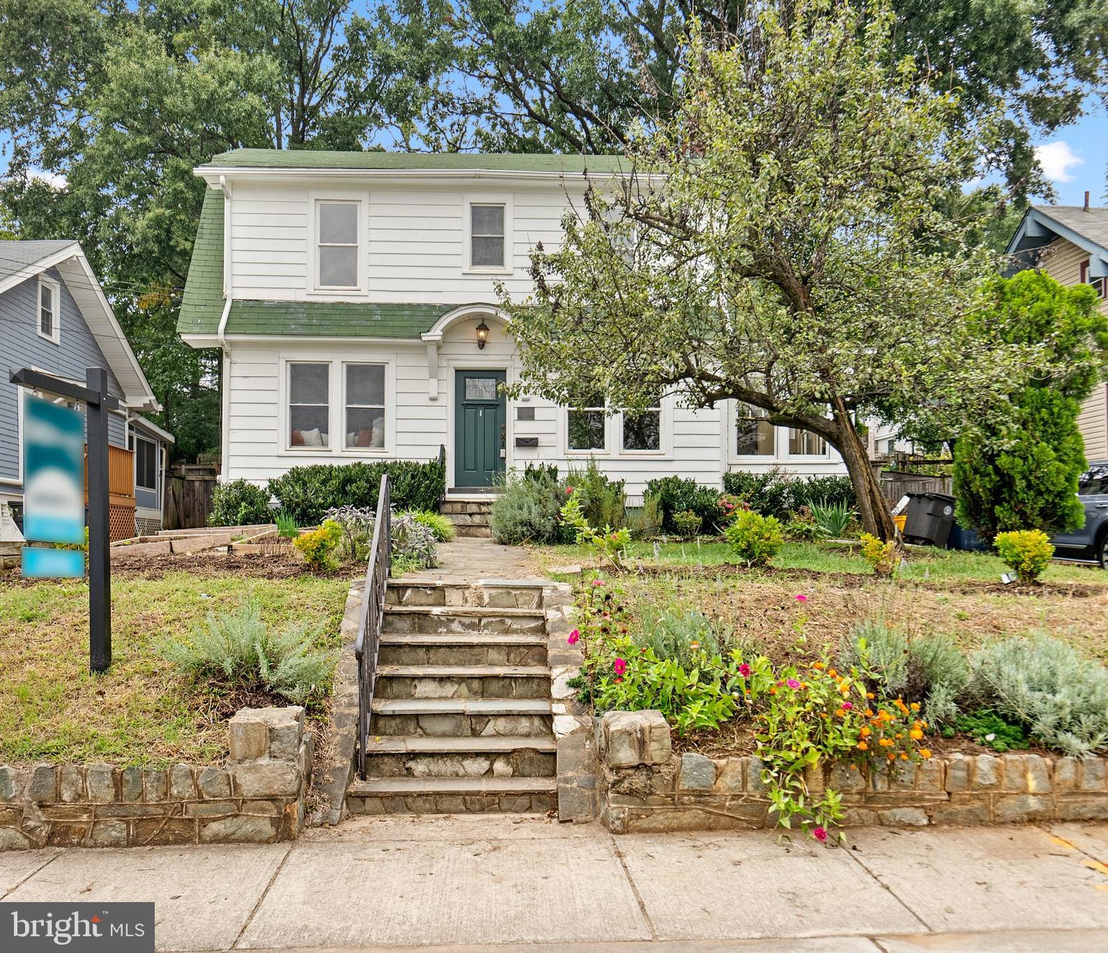 HYATTSVILLE HILLS - Residential