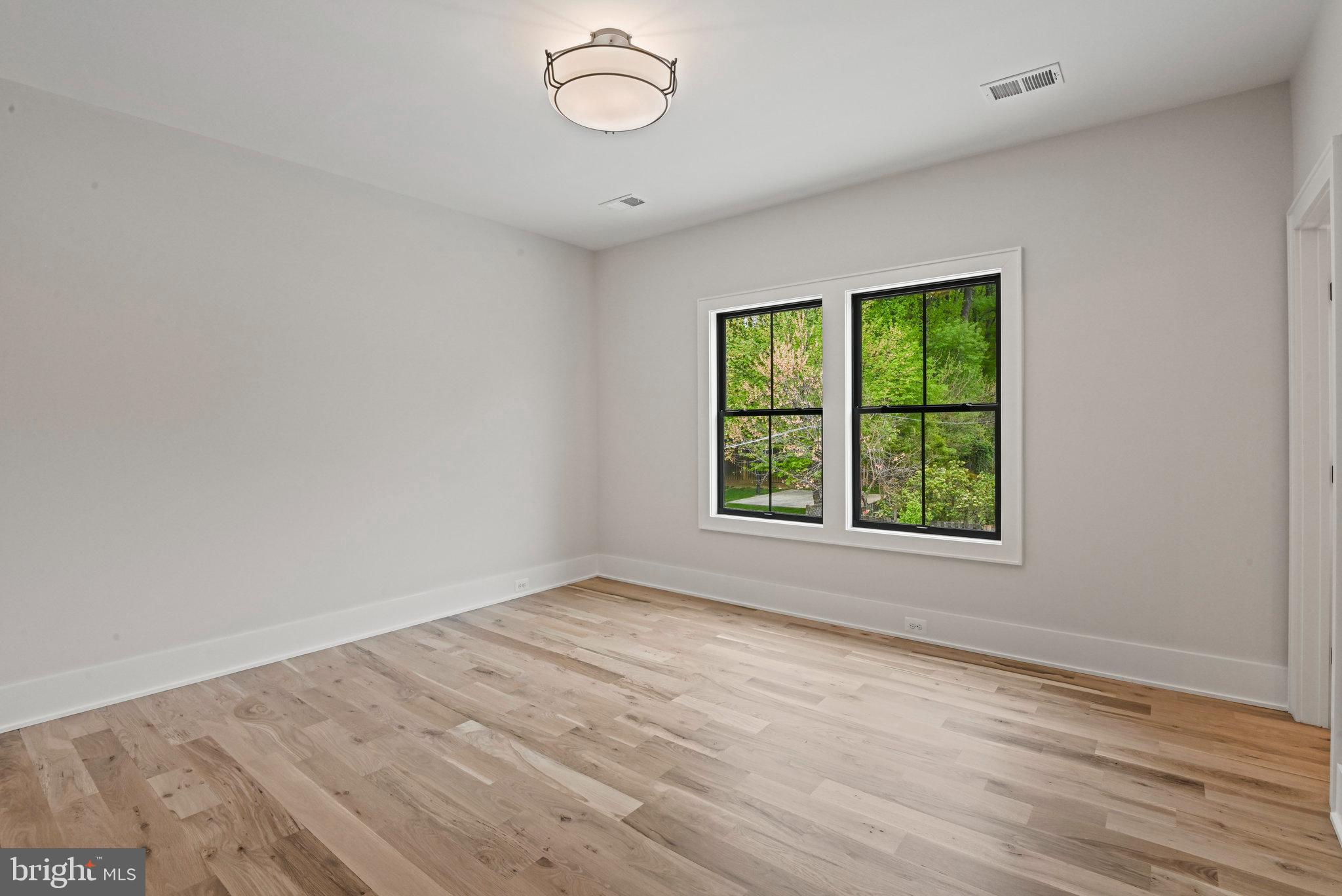 GLYNHILL - Residential