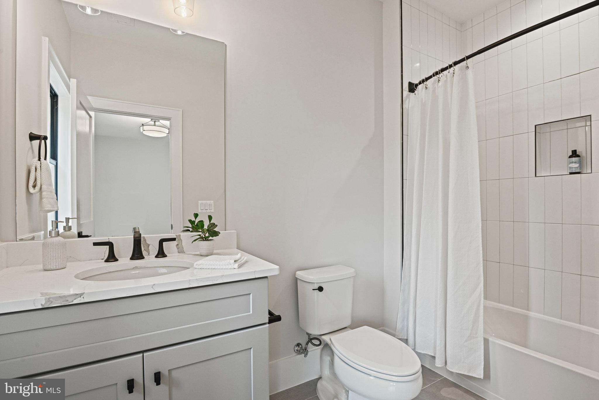 GLYNHILL - Residential