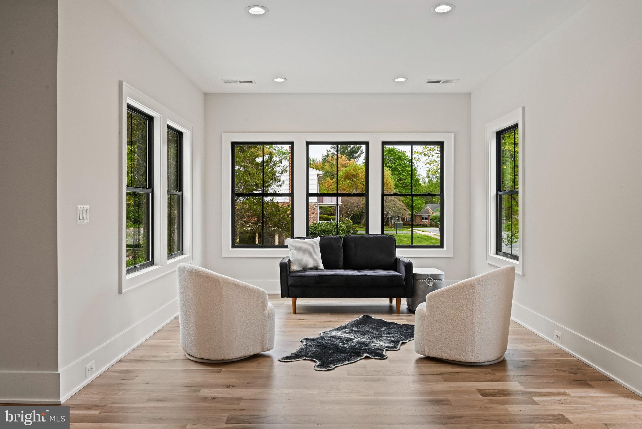 GLYNHILL - Residential