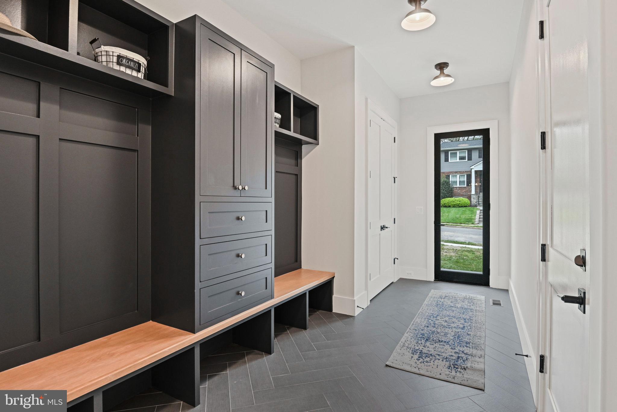 GLYNHILL - Residential