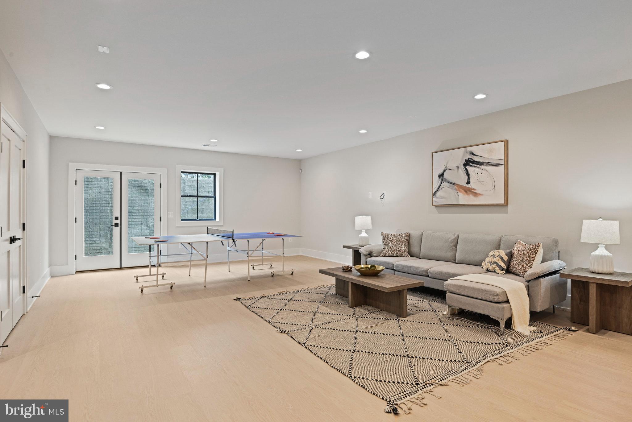 GLYNHILL - Residential