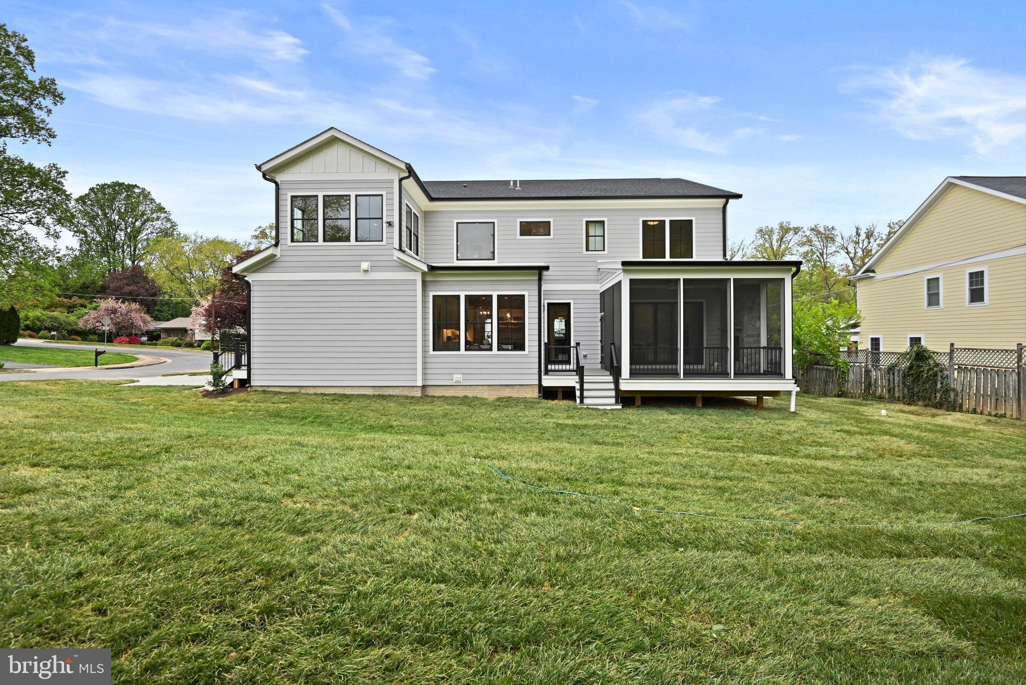 GLYNHILL - Residential