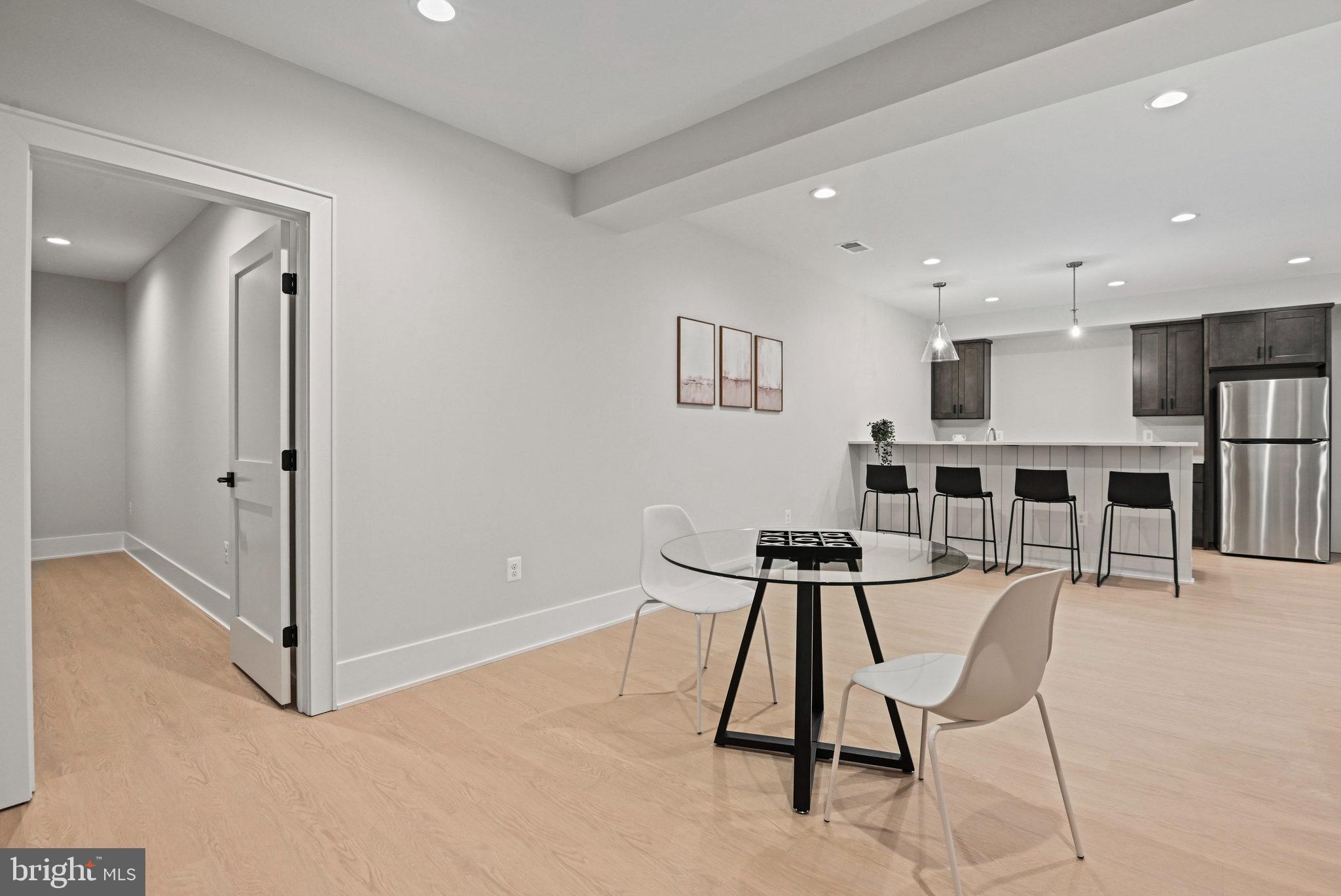 GLYNHILL - Residential