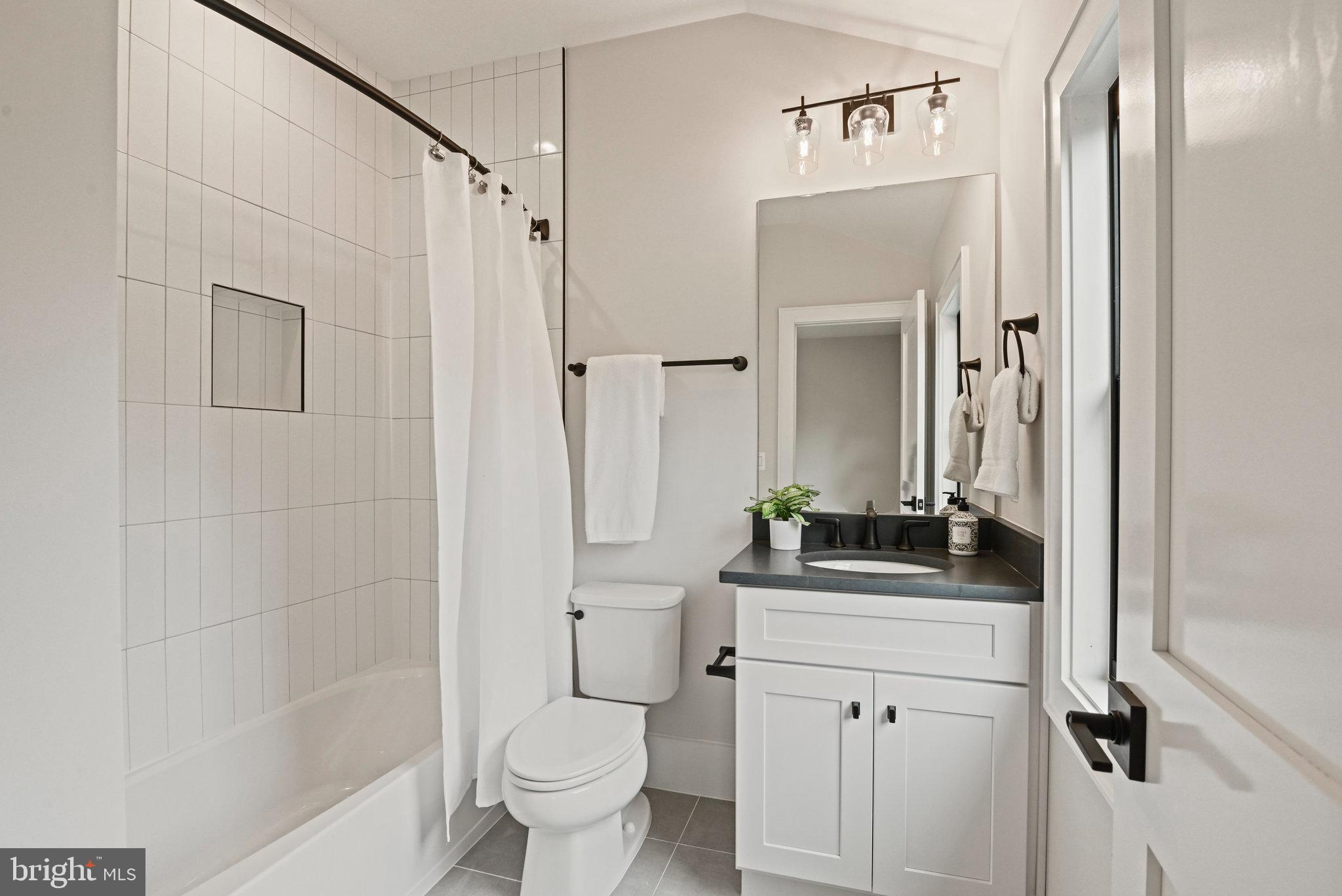 GLYNHILL - Residential