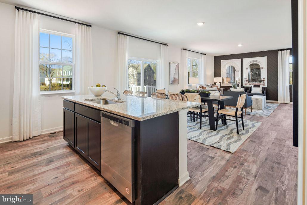 WILDERNESS SHORES - Residential