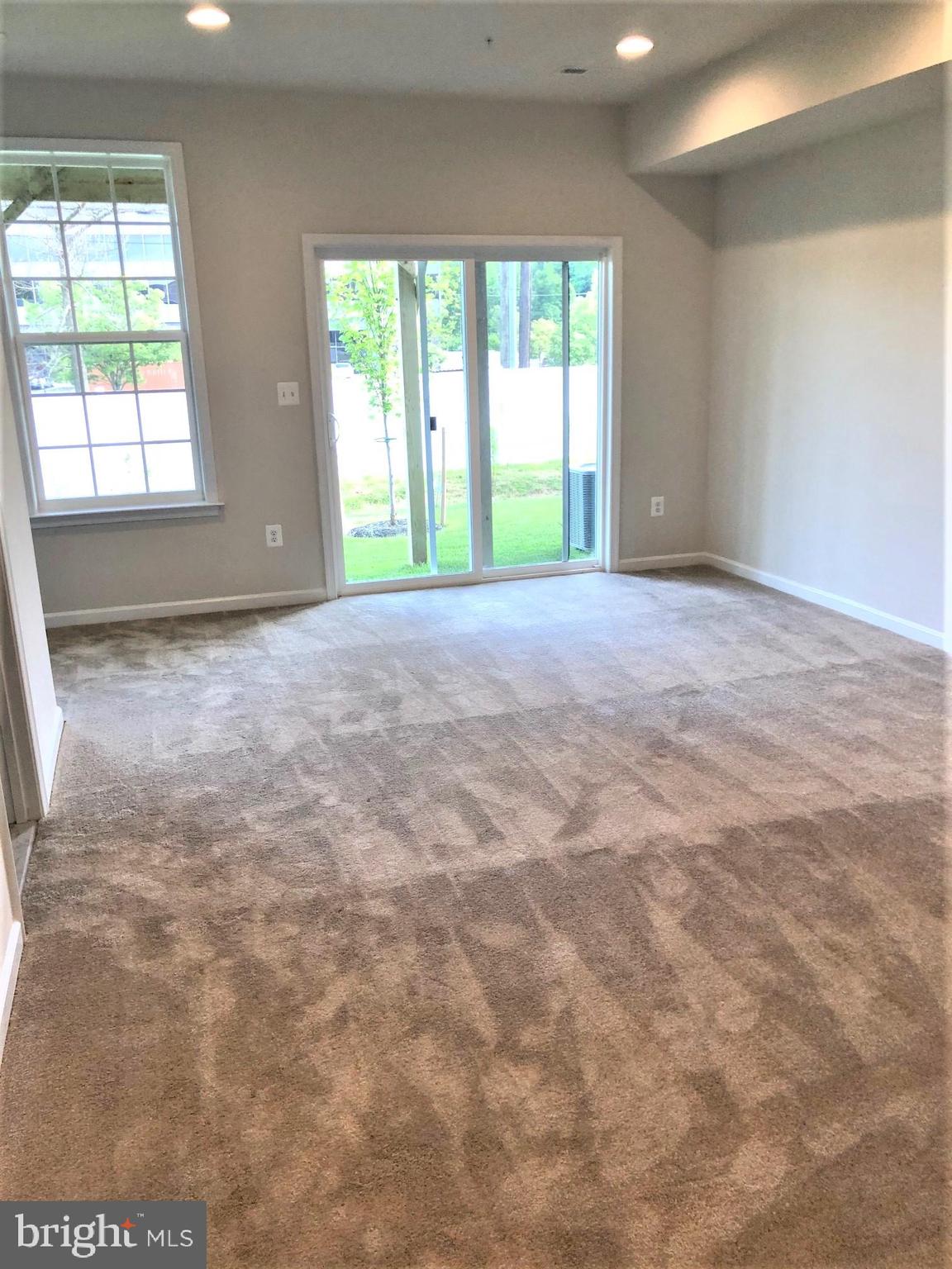 THE TOWNS AT GLENN DALE CROSSING - Residential