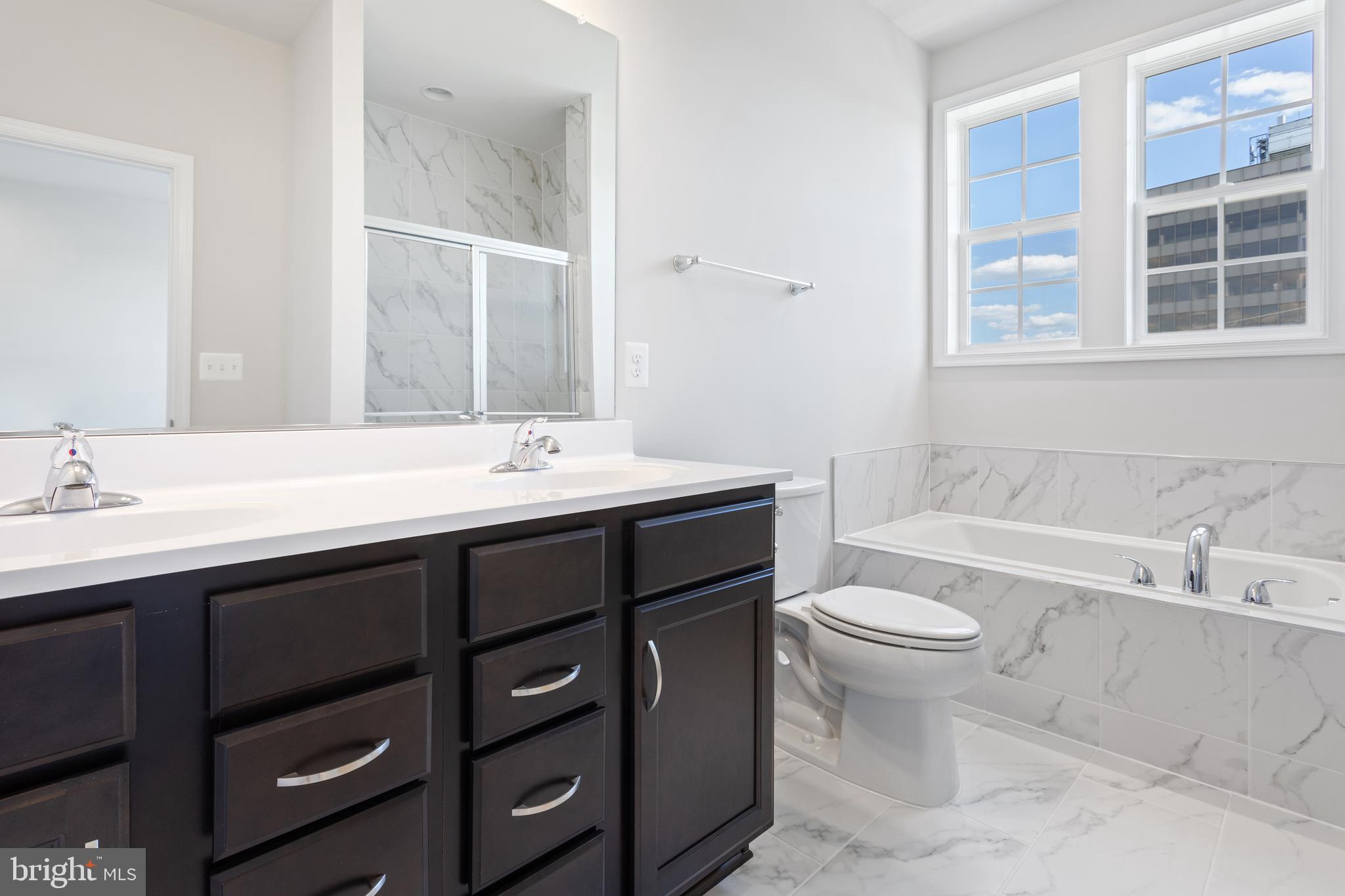 THE TOWNS AT GLENN DALE CROSSING - Residential