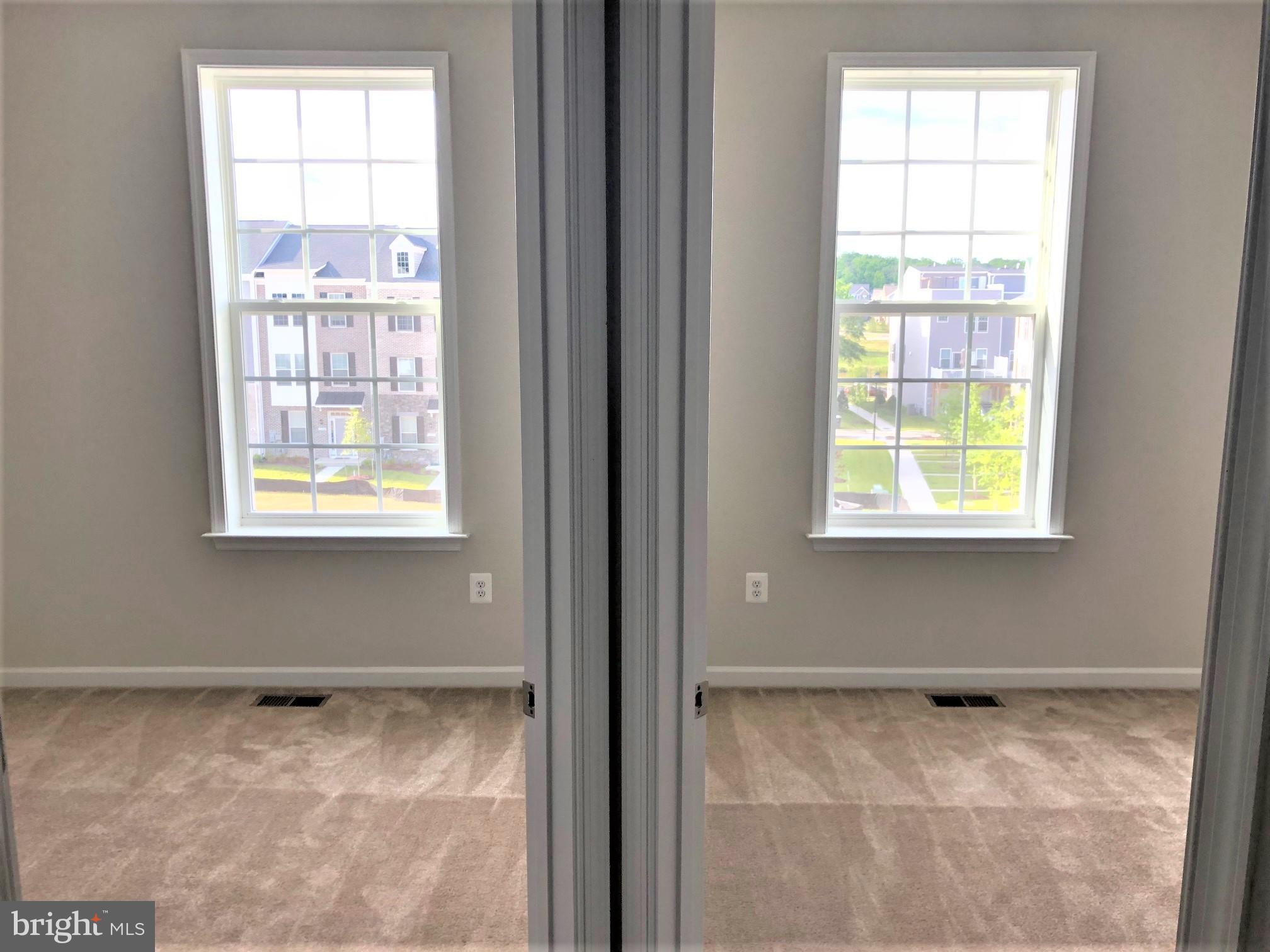 THE TOWNS AT GLENN DALE CROSSING - Residential