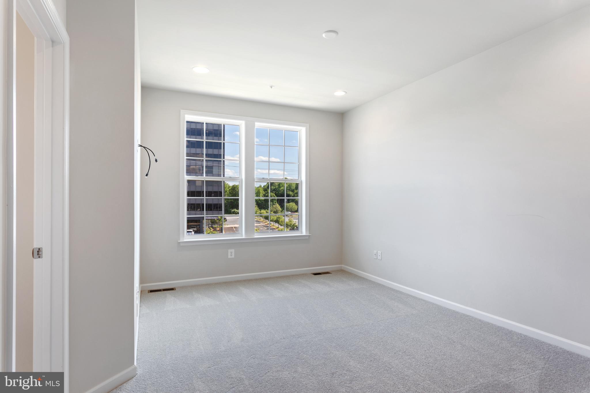 THE TOWNS AT GLENN DALE CROSSING - Residential