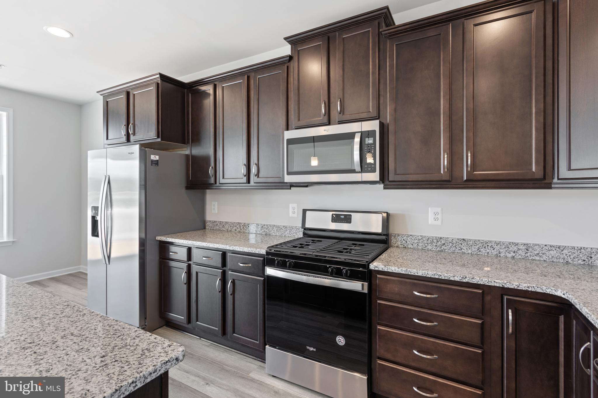 THE TOWNS AT GLENN DALE CROSSING - Residential