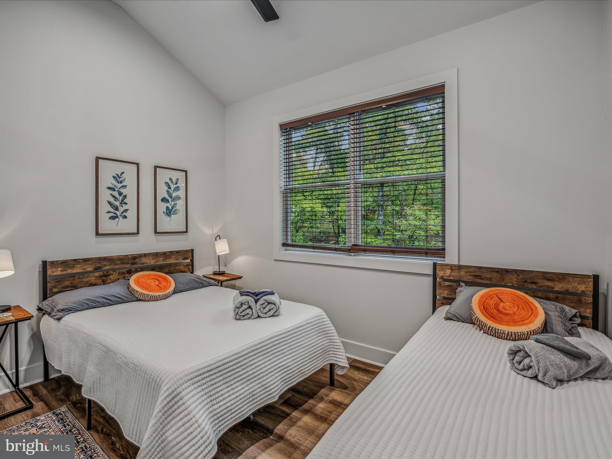 CACAPON SOUTH - Residential