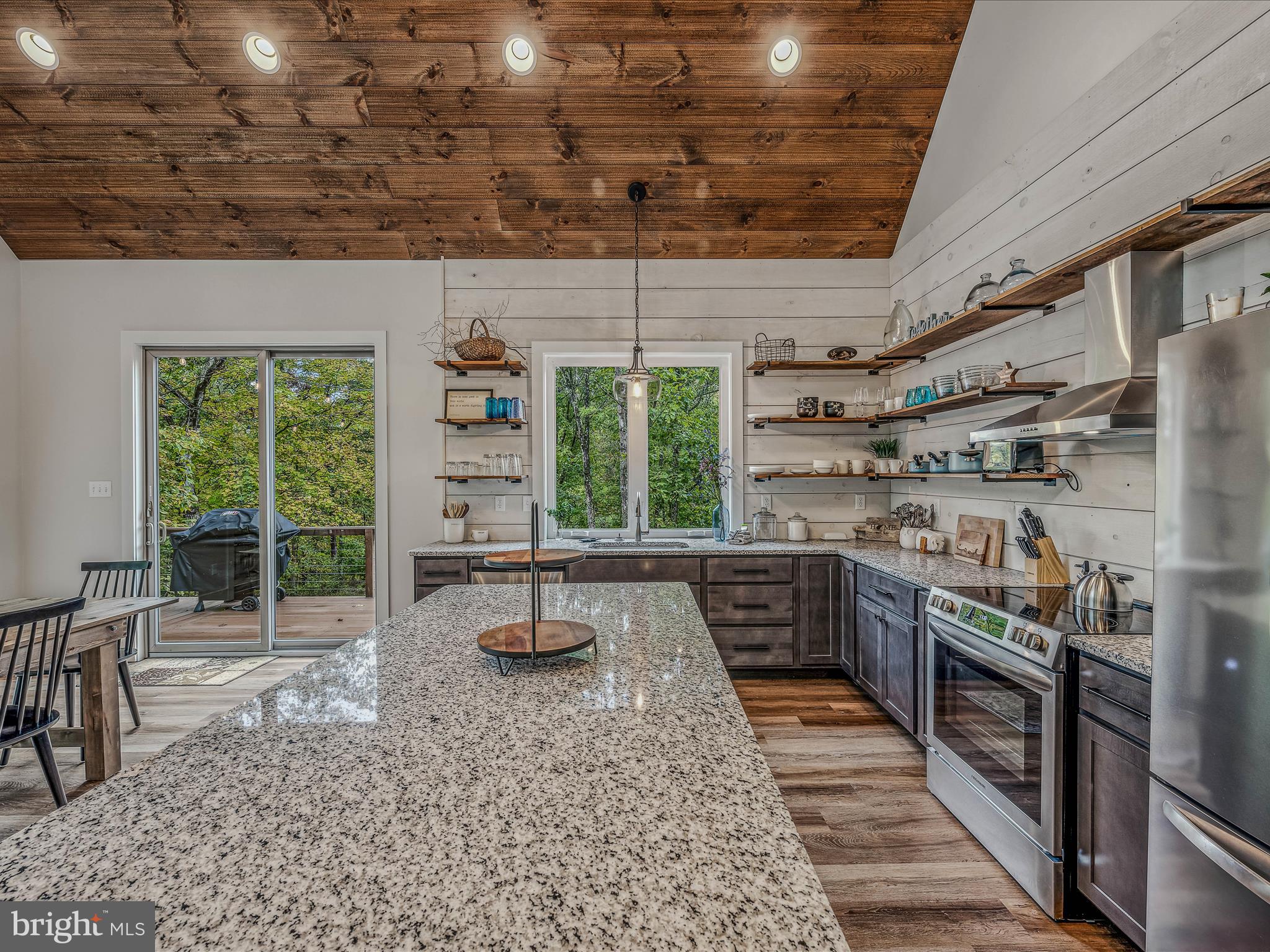 CACAPON SOUTH - Residential