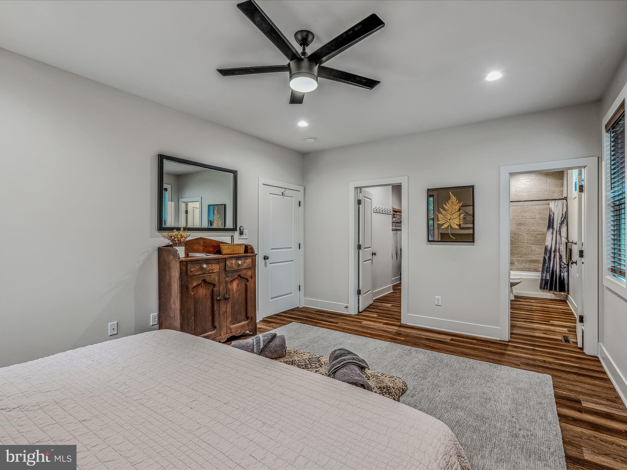 CACAPON SOUTH - Residential