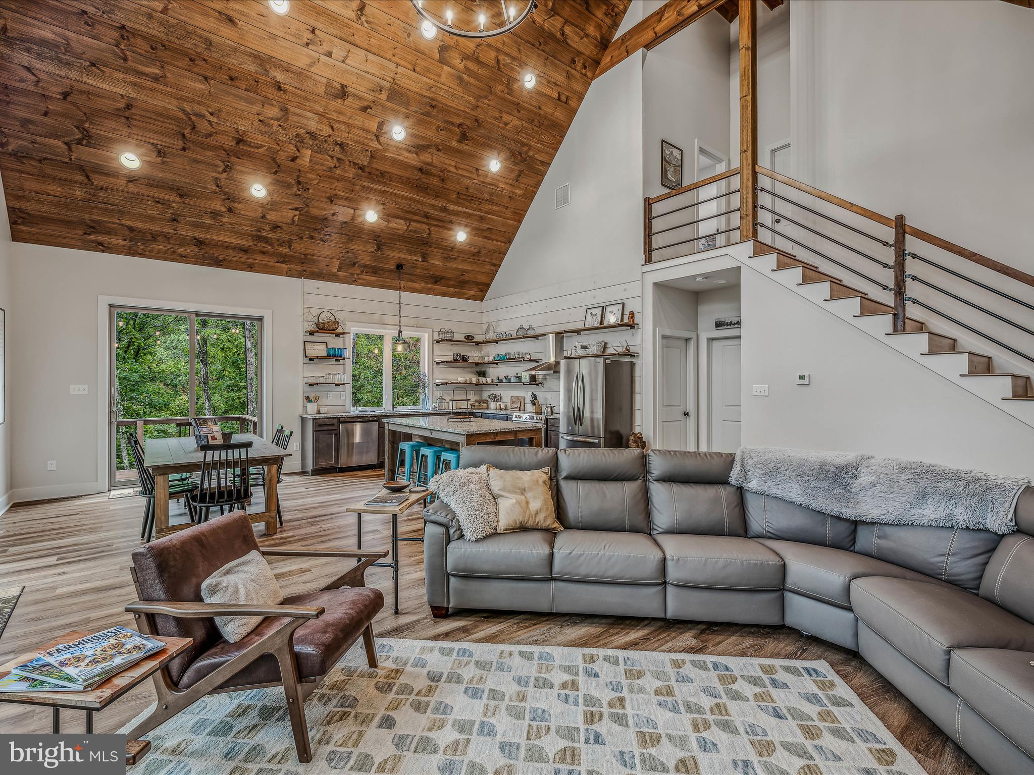 CACAPON SOUTH - Residential