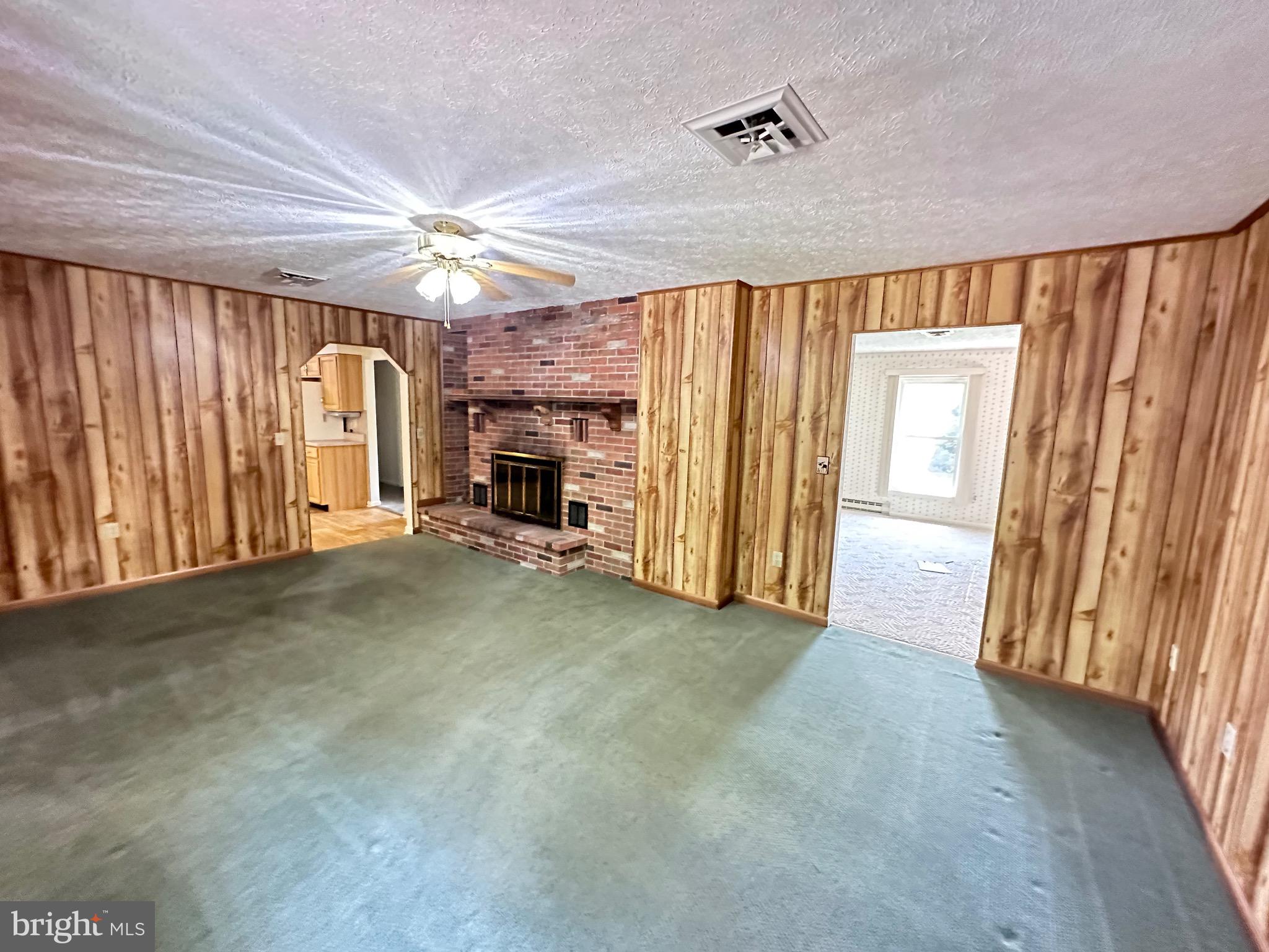 GREAT OAK VALLEY - Residential