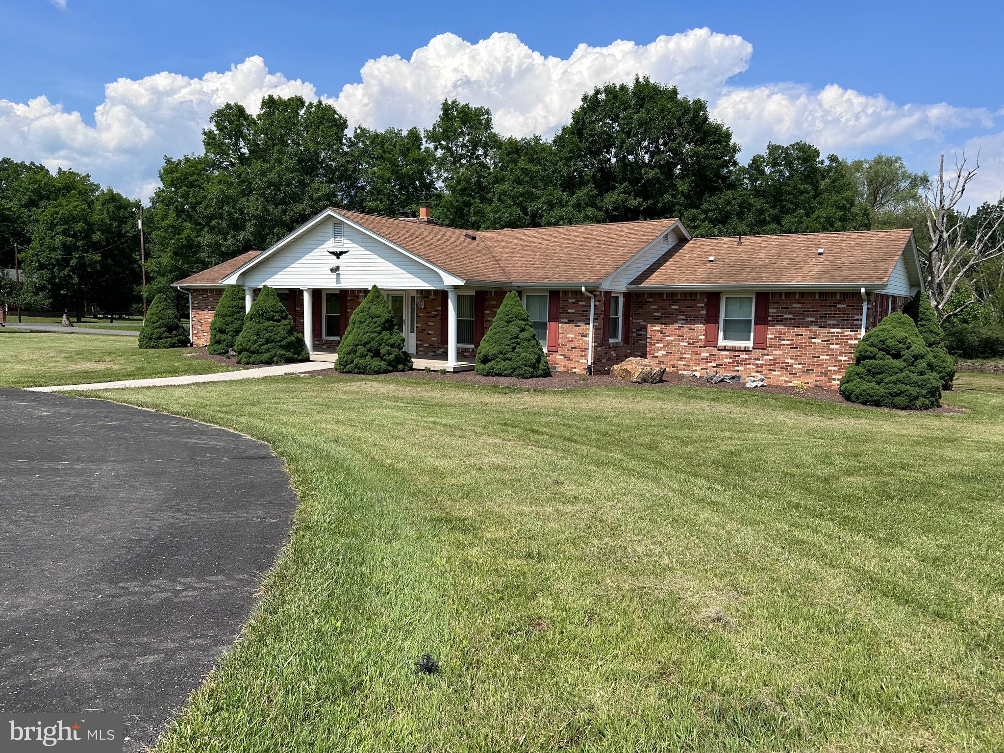 GREAT OAK VALLEY - Residential