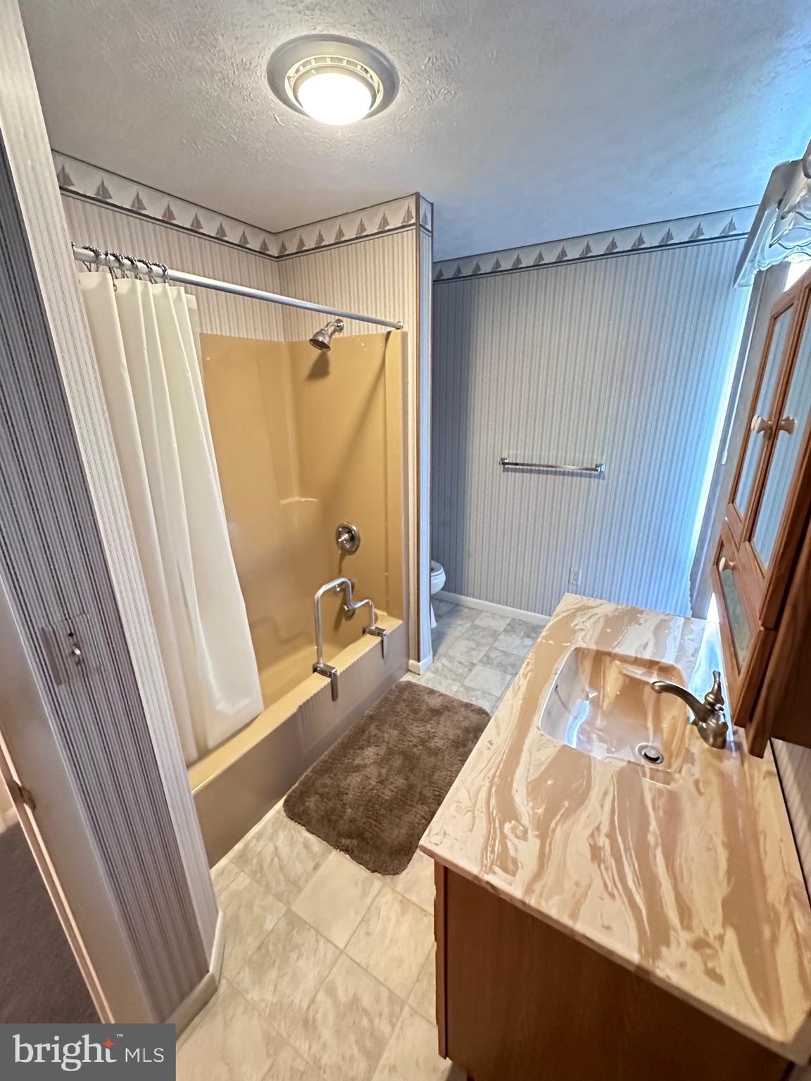 GREAT OAK VALLEY - Residential