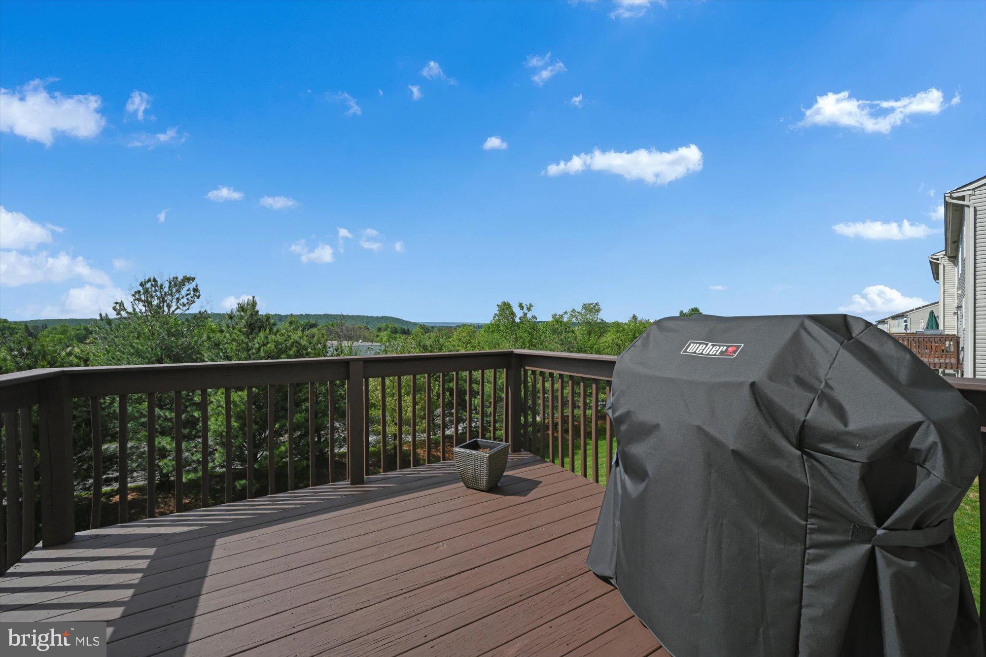 SUNNYSIDE - Residential