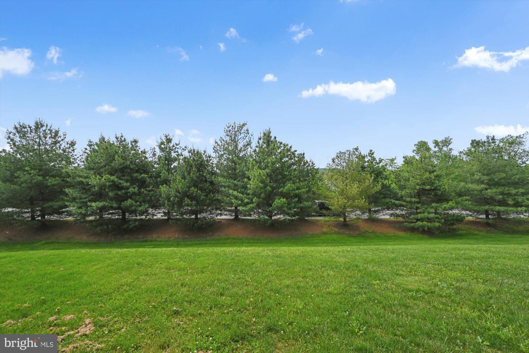 SUNNYSIDE - Residential