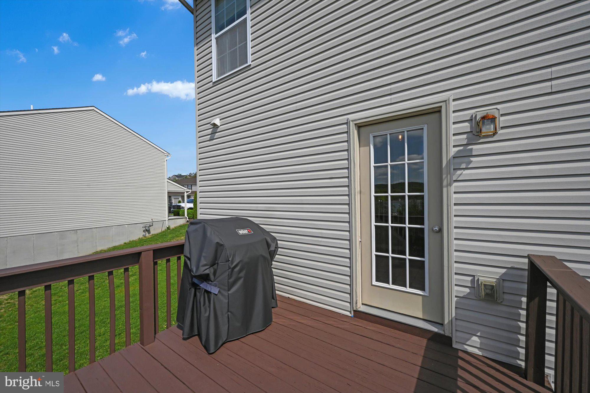 SUNNYSIDE - Residential