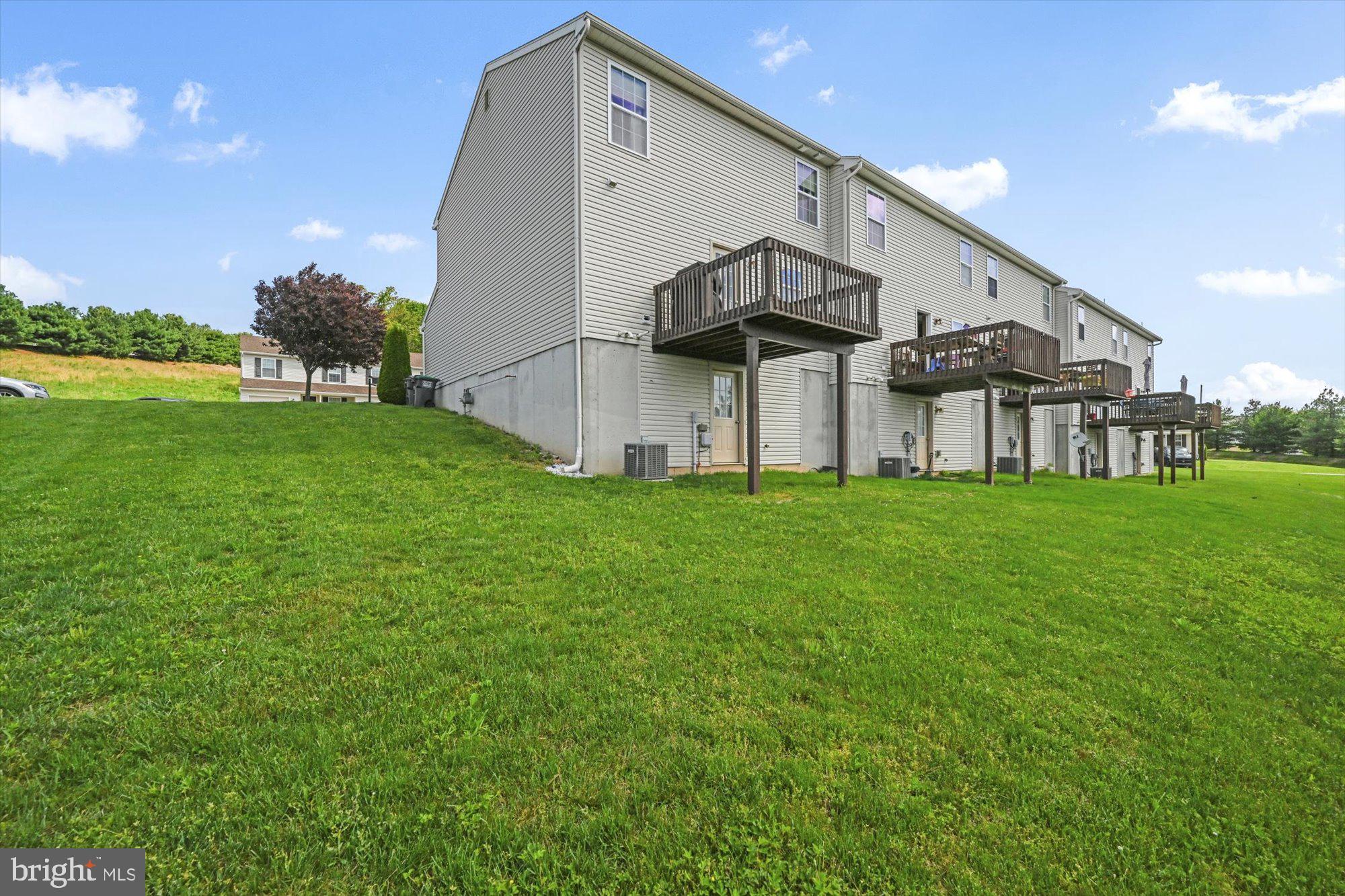 SUNNYSIDE - Residential