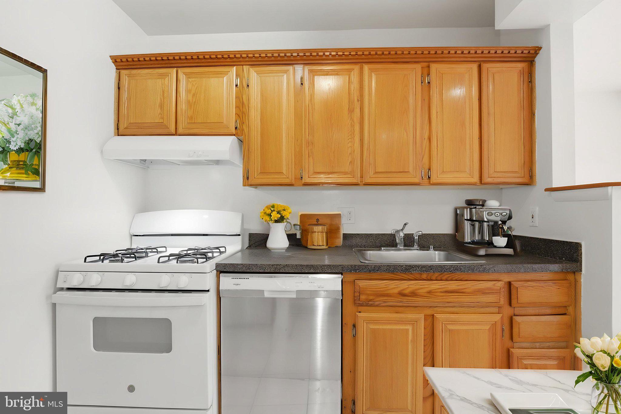 FAIRWAYS - Residential