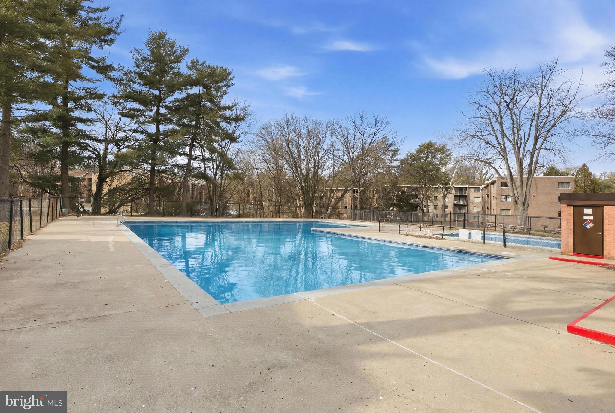 FAIRWAYS - Residential