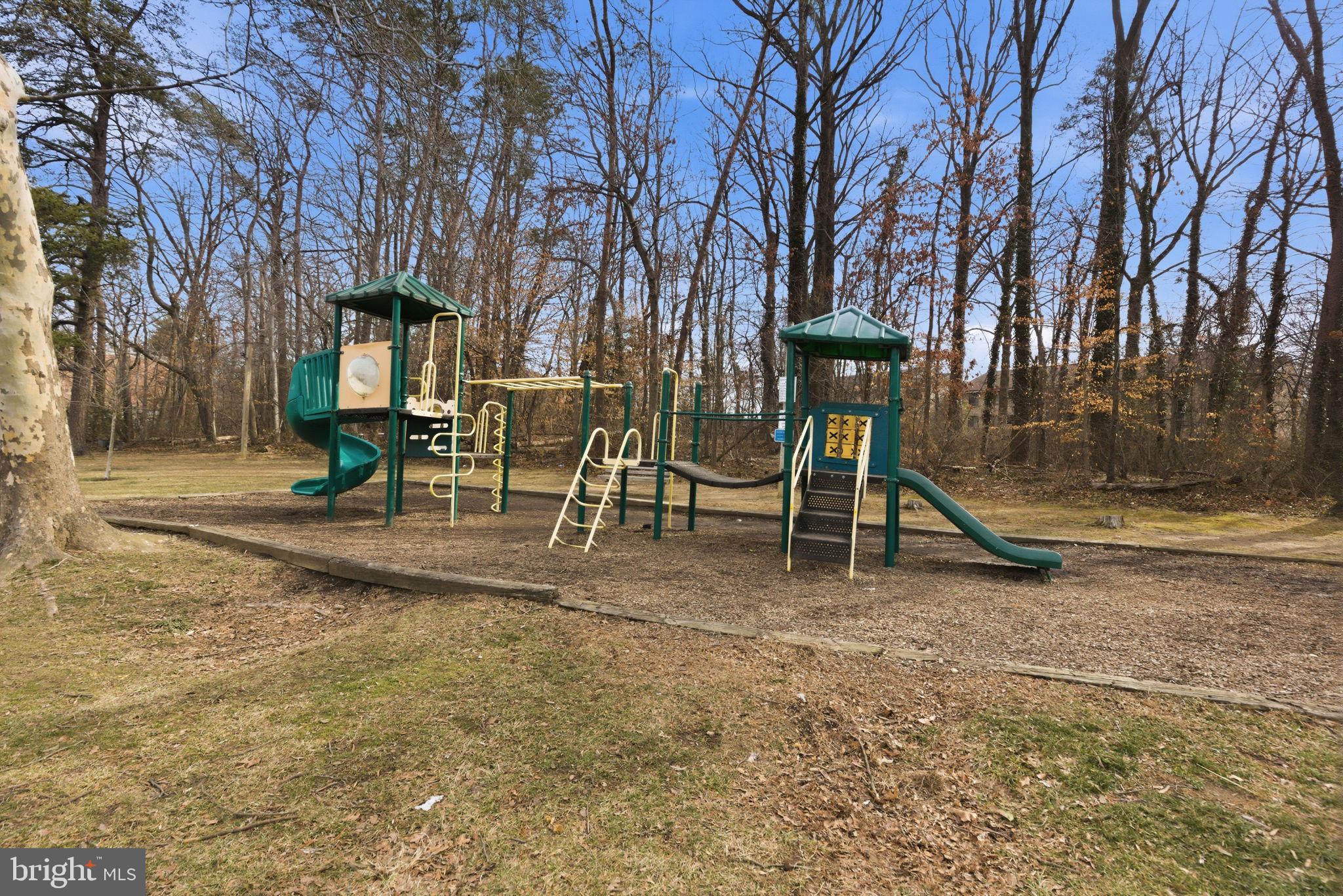 FAIRWAYS - Residential