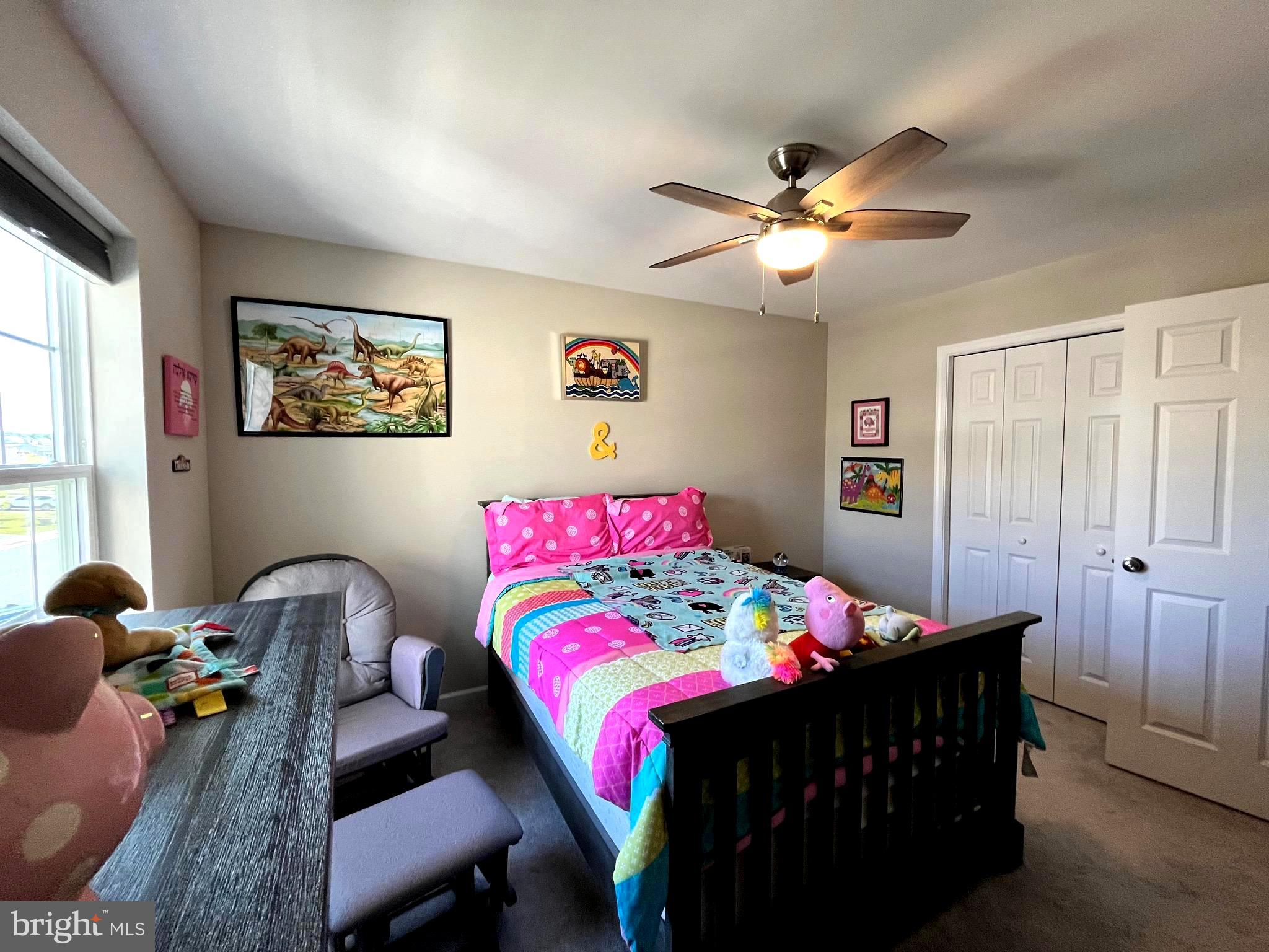 HANBURY COURT AT WINDING HILLS - Residential