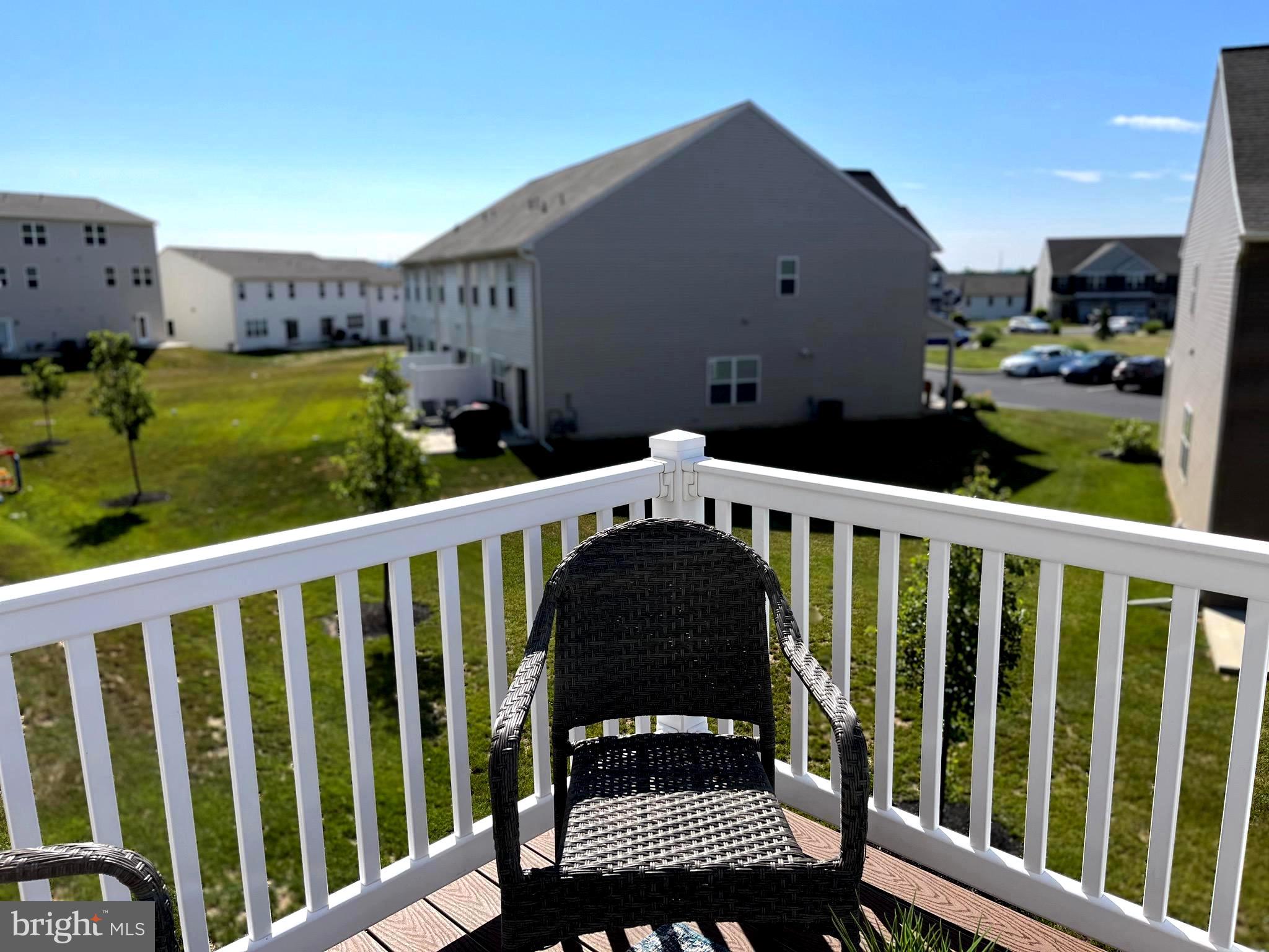 HANBURY COURT AT WINDING HILLS - Residential