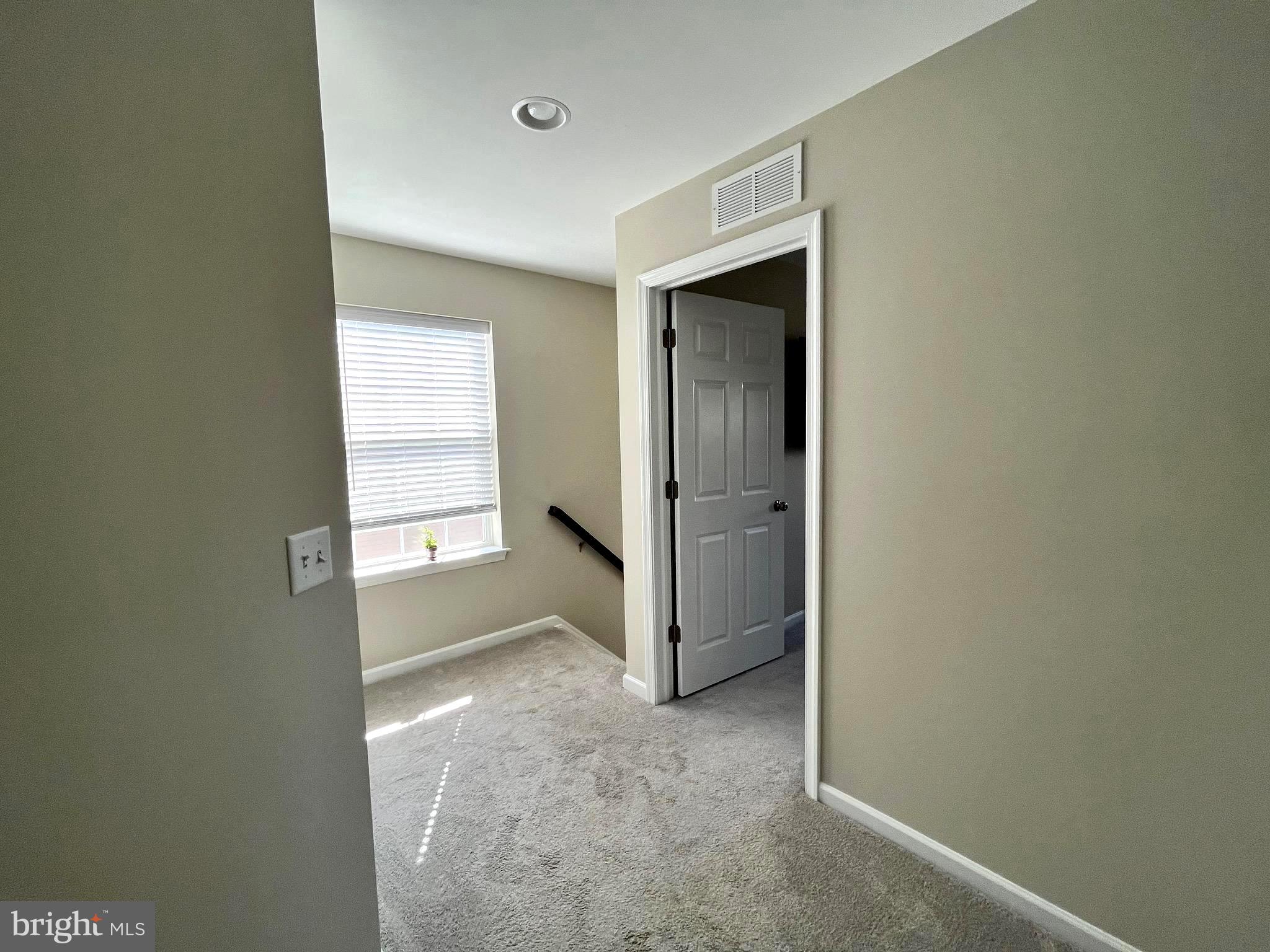 HANBURY COURT AT WINDING HILLS - Residential