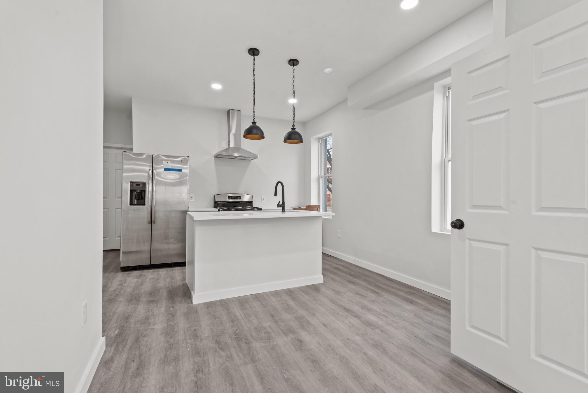 CHARLES VILLAGE - Residential Lease