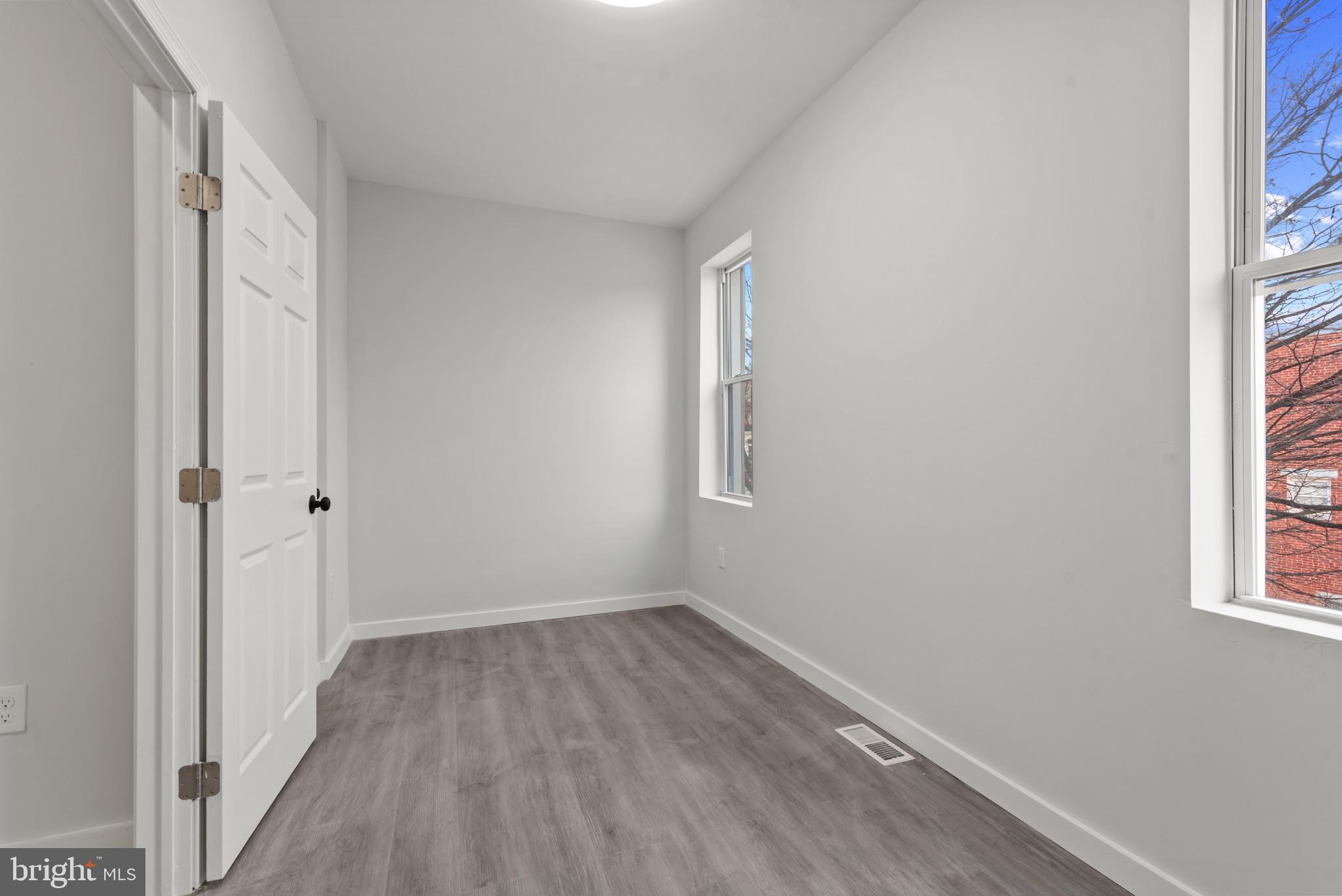 CHARLES VILLAGE - Residential Lease