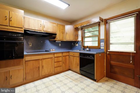 Tiny photo for 904 Moose Run Road, BELLEFONTE, PA 16823 (MLS # PACE2517736)