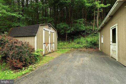 Tiny photo for 904 Moose Run Road, BELLEFONTE, PA 16823 (MLS # PACE2517736)