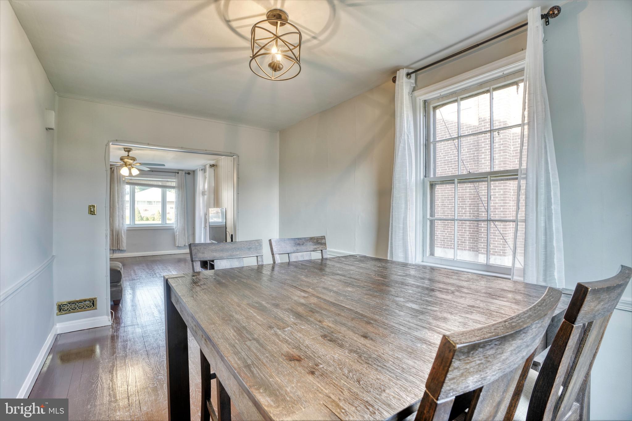 PARKVILLE - Residential