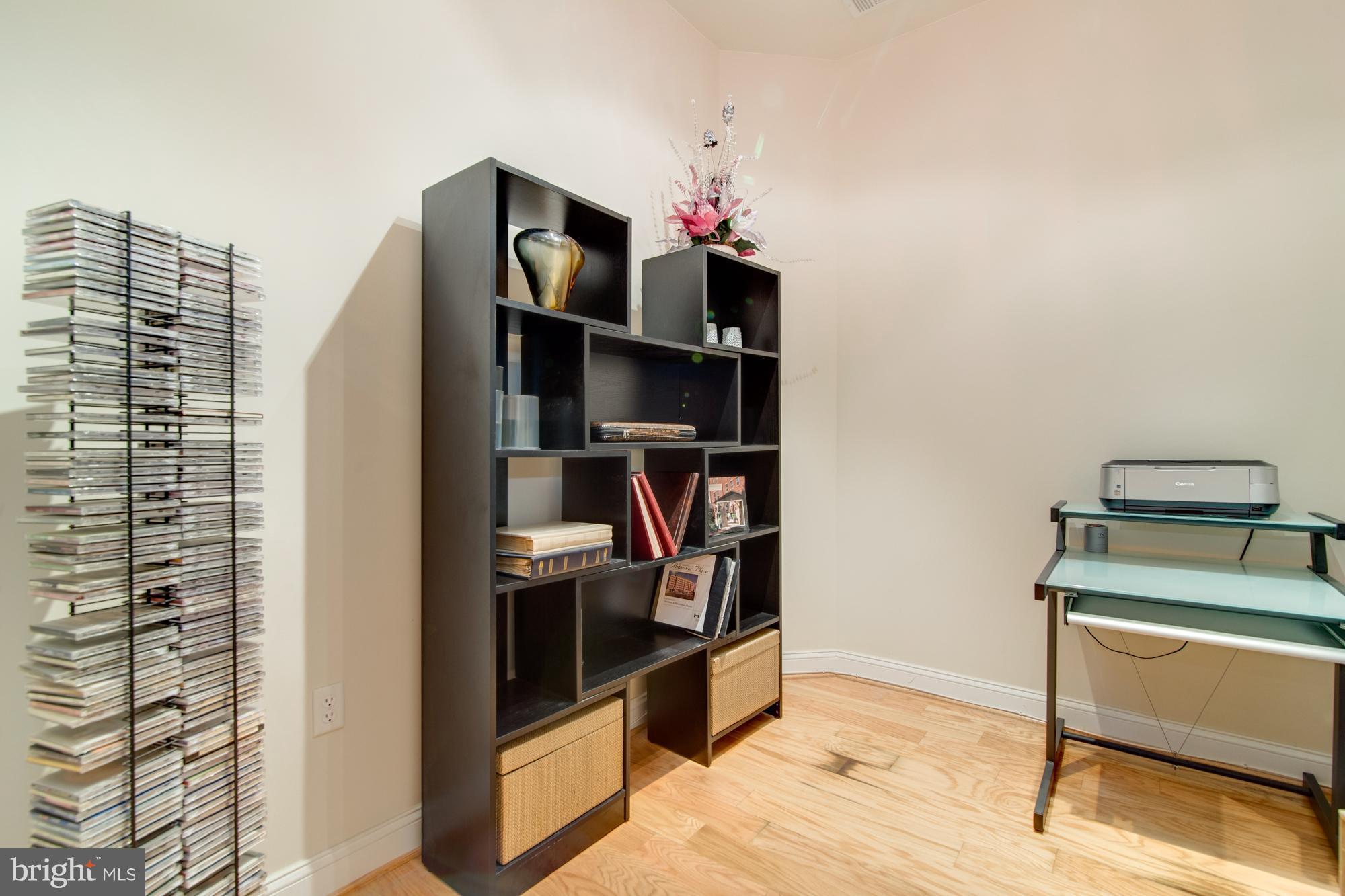 ROSSLYN - Residential