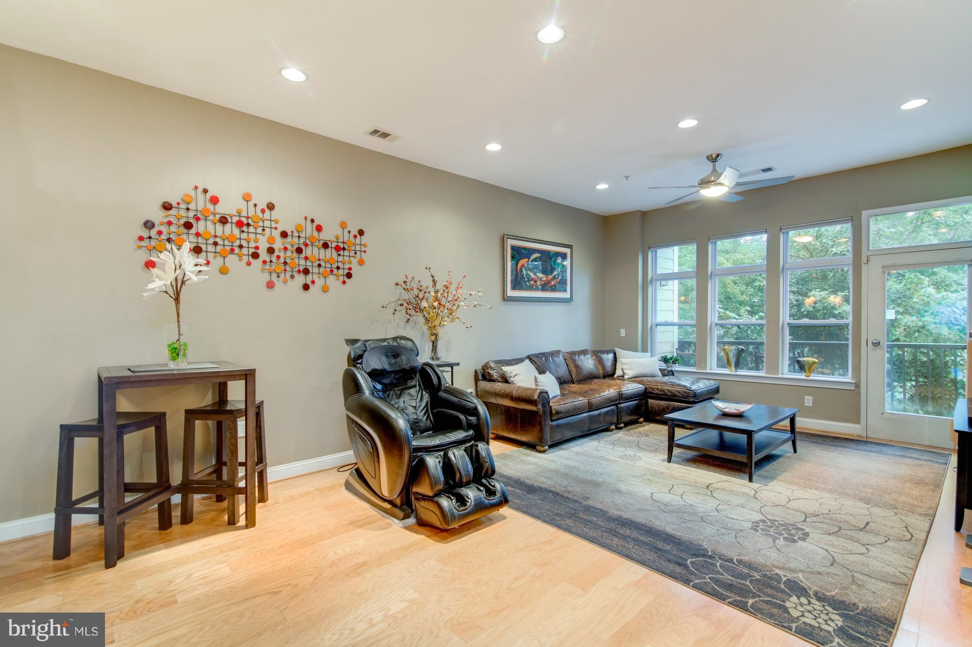 ROSSLYN - Residential