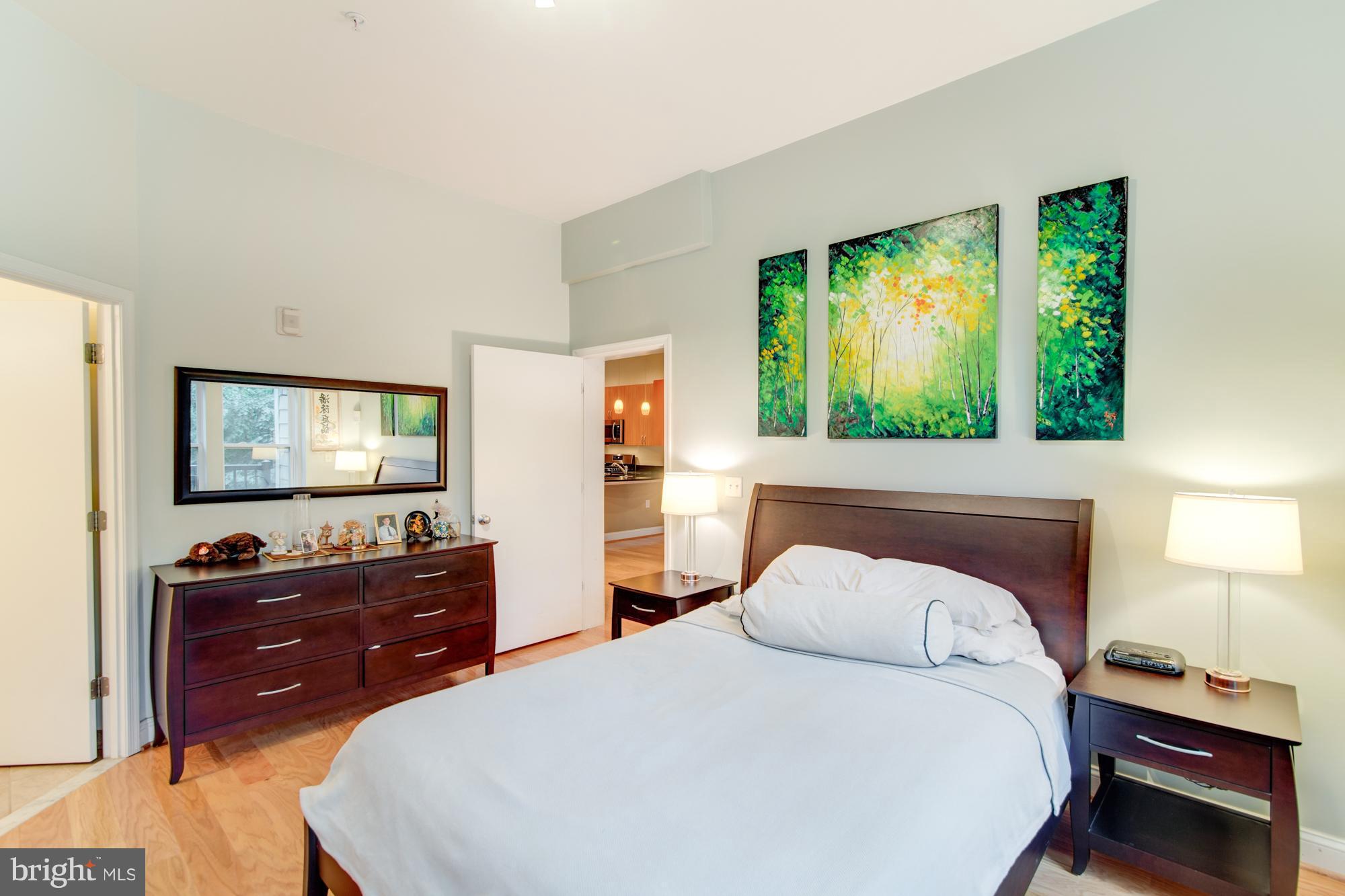 ROSSLYN - Residential